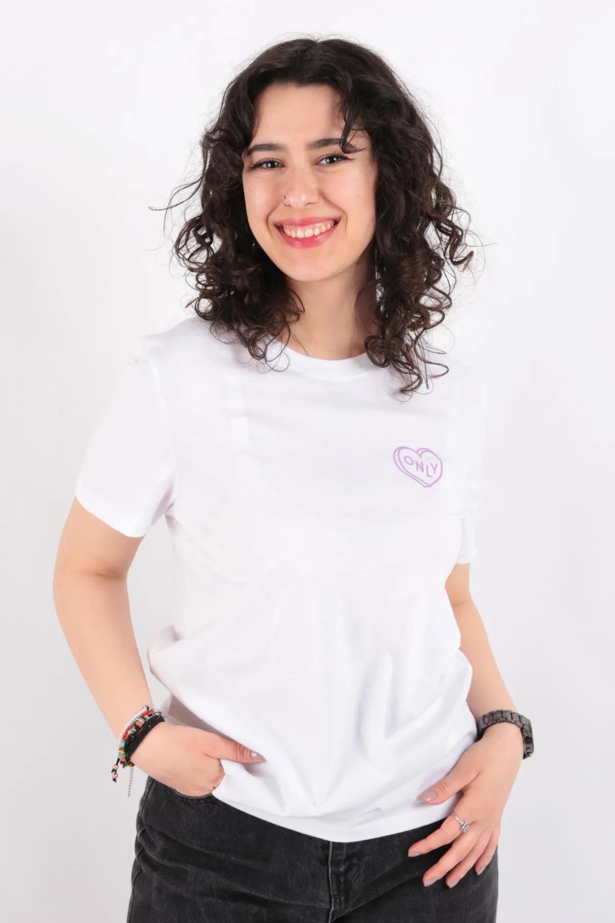Only Beyaz Onllotta Tee Baskılı Kadın T-shirt - 15339251 - Only - 15339251