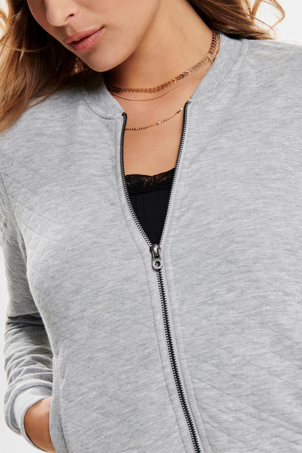Only Kadın Baharlık Fermuarlı Hırka Sweatshirt - 15131550 - Only - 15131550