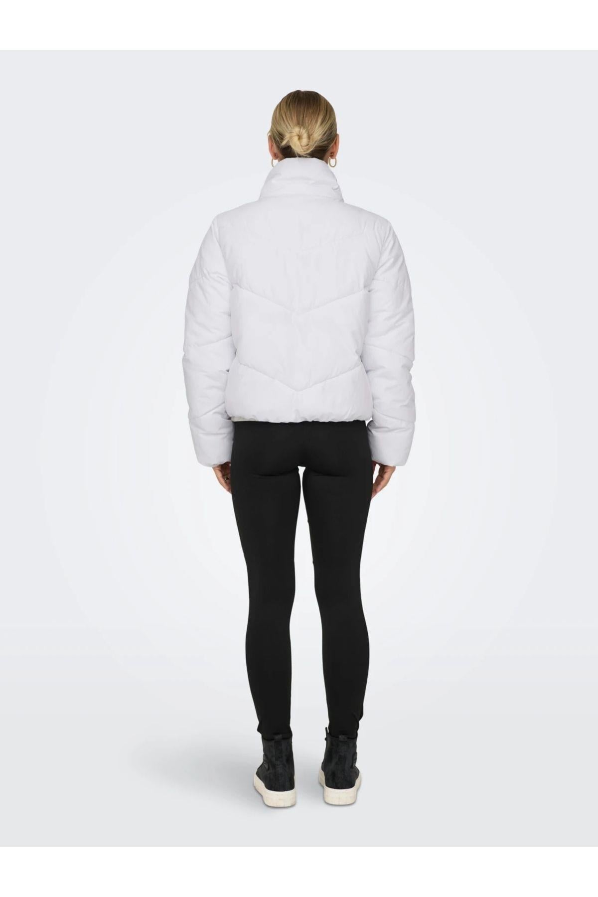 Only Kadın  Beyaz Şişme Mont Onlmaggi Puffer - 15304020 - Only - 24KW21000079