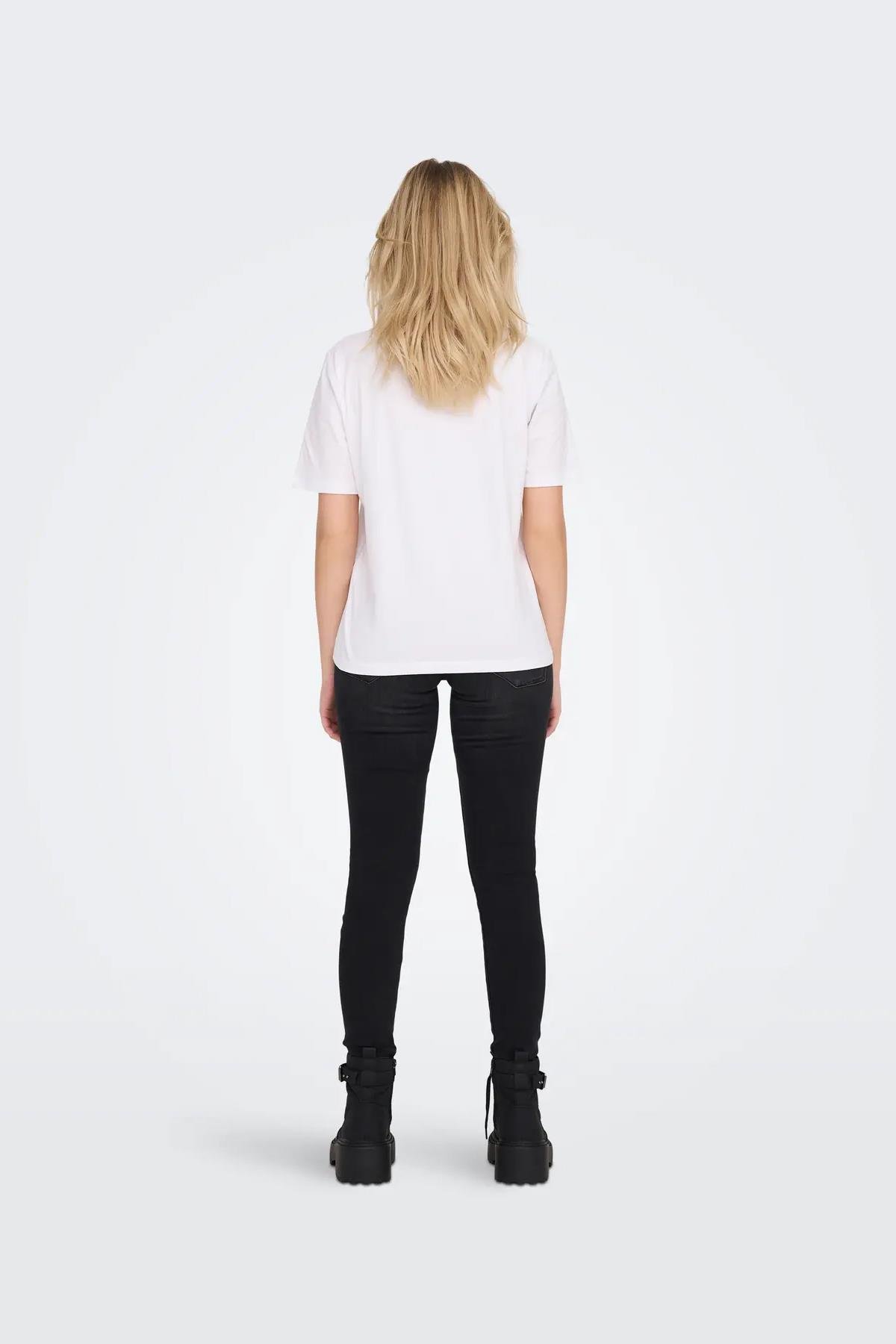 Only Kadın Bisiklet Yaka Beyaz T-Shirt - 15270390 - Only - TYC00734834774