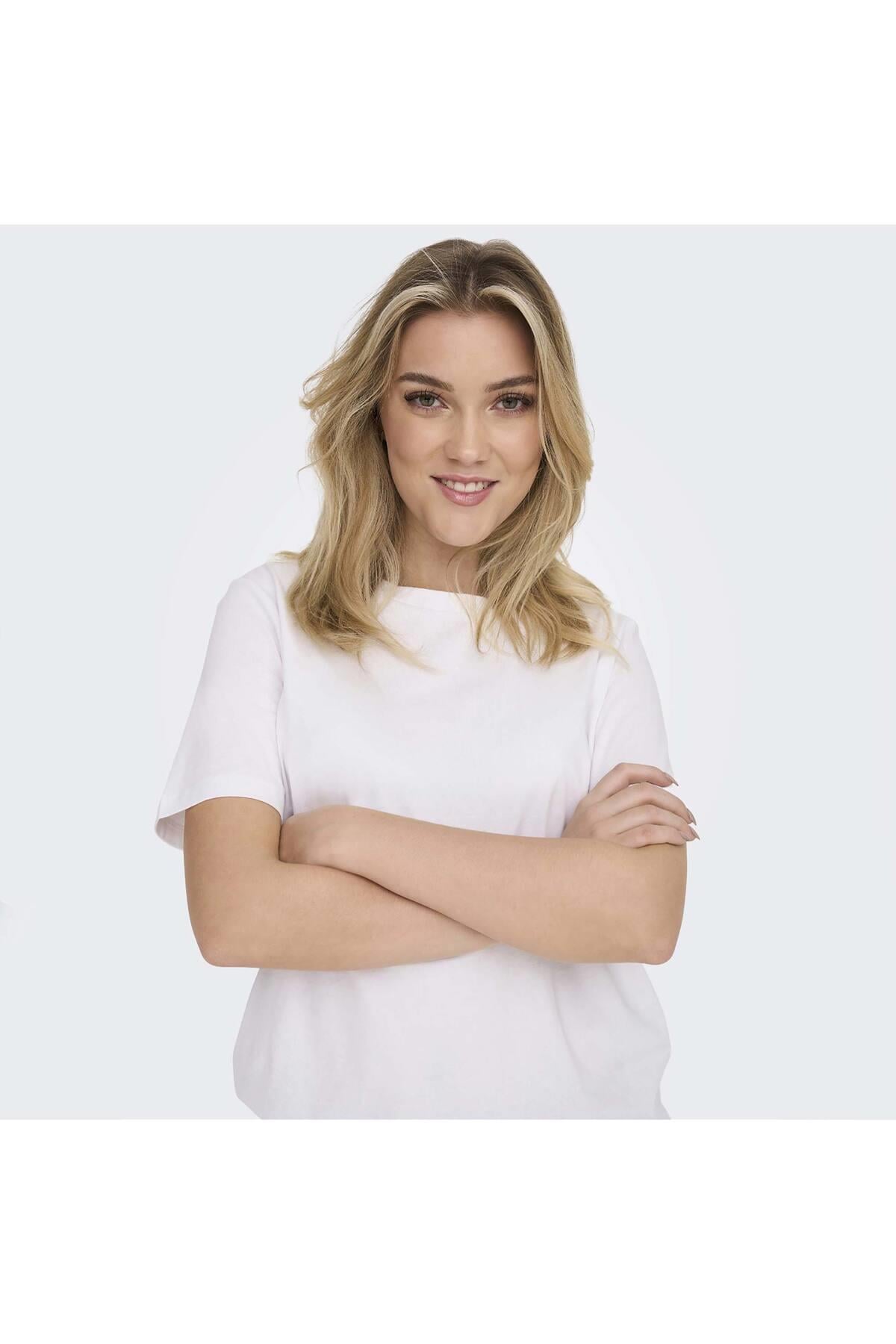 Only Kadın Bisiklet Yaka Beyaz T-Shirt - 15270390 - Only - TYC00734834774