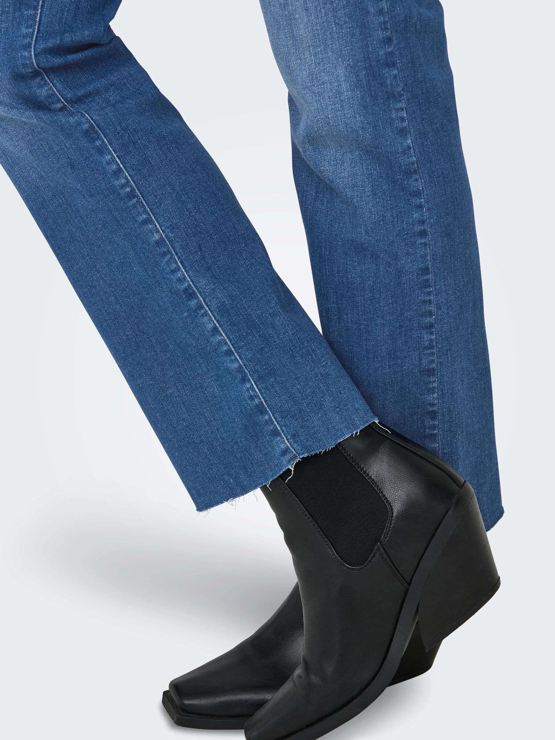 Only Kadın Flared Fit Normal Bel Jean Pantolon - 15340941 - Only - 15340941