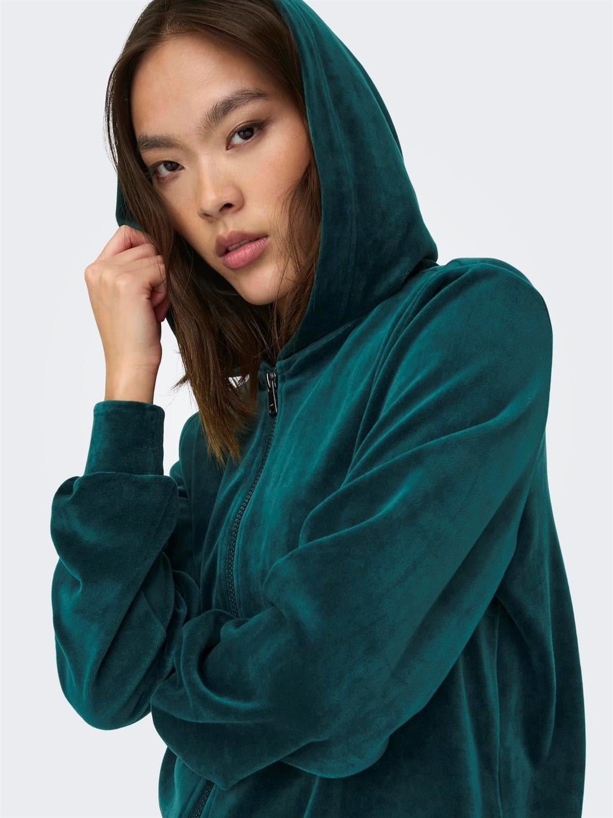 Only Kadın Kadife Kapüşonlu Sweatshirt - 15299670 - Only - 15299670