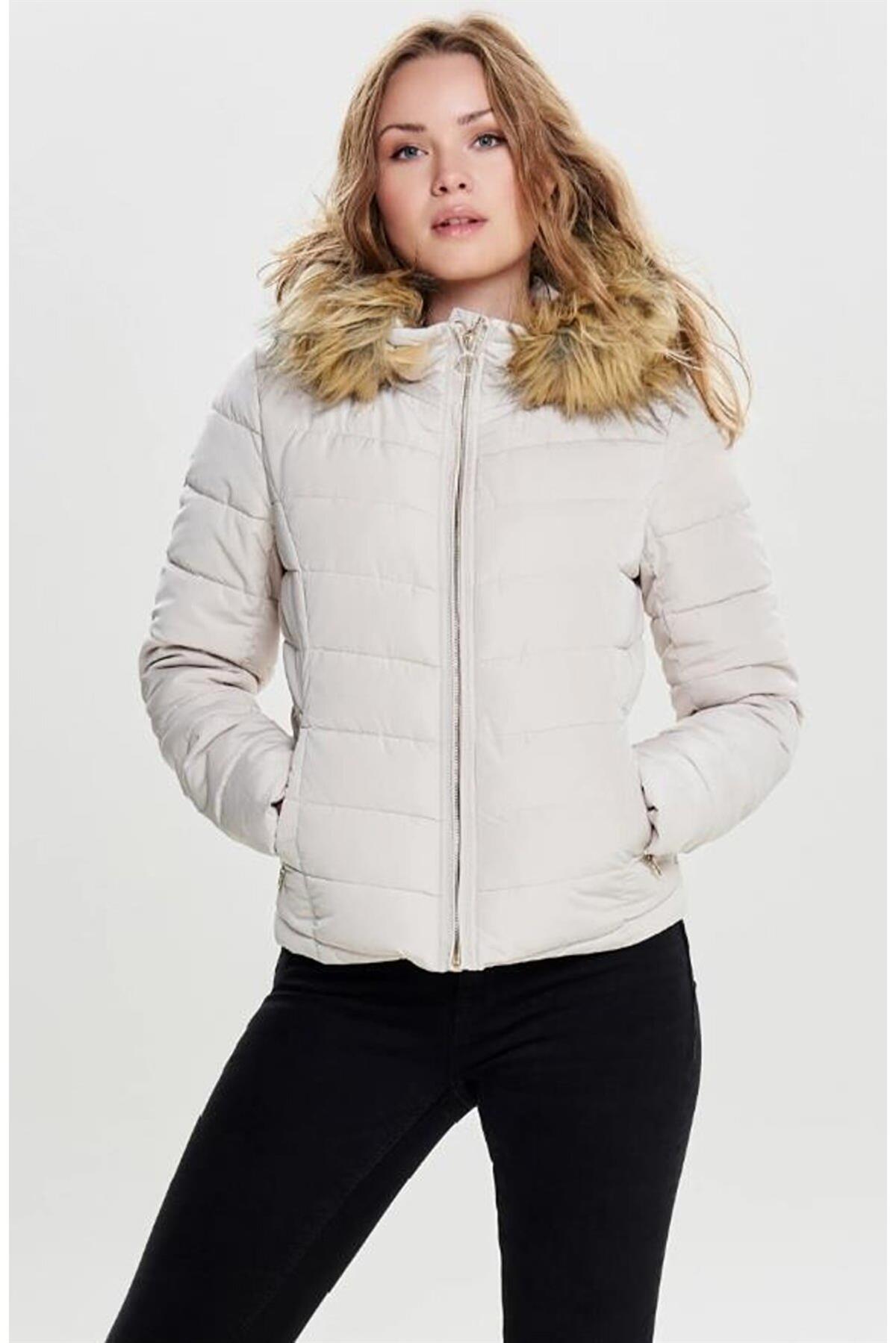 Only Kadın  Kapüşonlu Şişme Mont 15158943  - Only - 15158943
