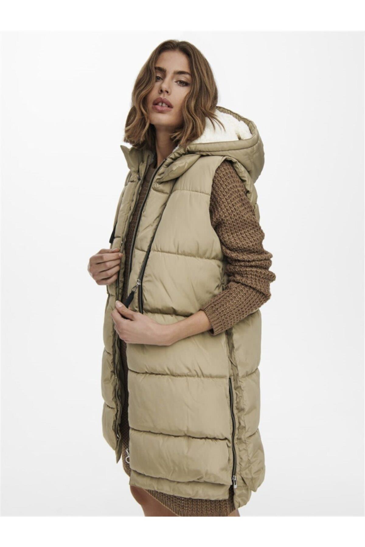 Only Kadın Şişme Kapüşonlu Yelek Onlnora Puffer Waistcoat - 15235033 - Only - 15235033-00005