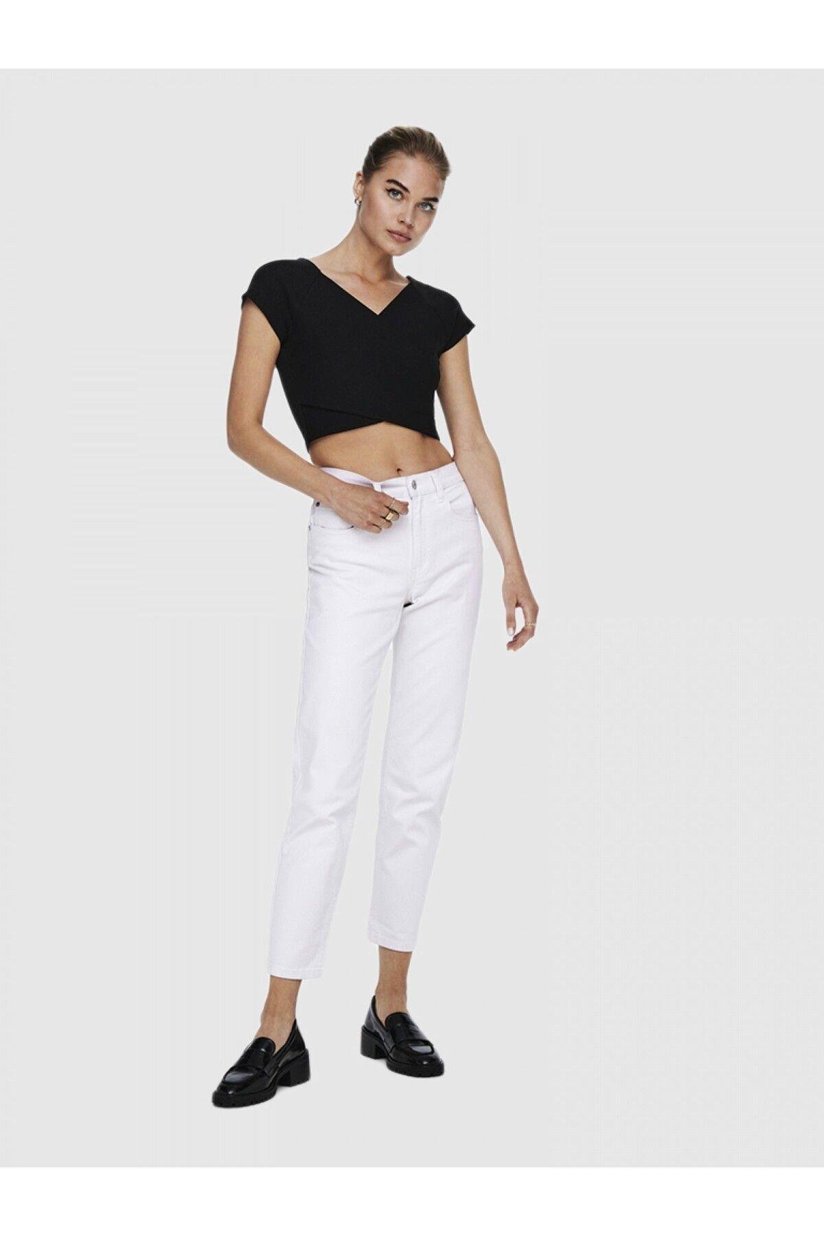 Only Kadın Siyah Short Top Çapraz Crop - 15230889 - Only - muk-15230889-1