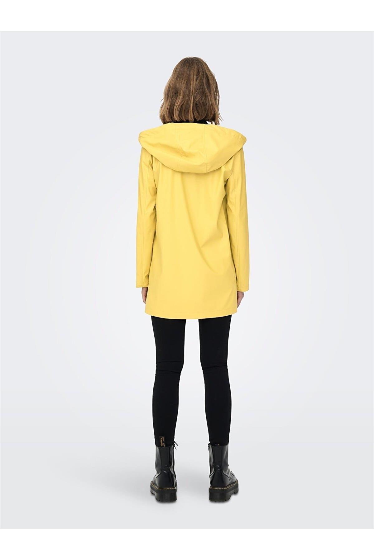 Only Raincoat Kadın Yağmurluk Mont 15261734-02 - Only - 15261734