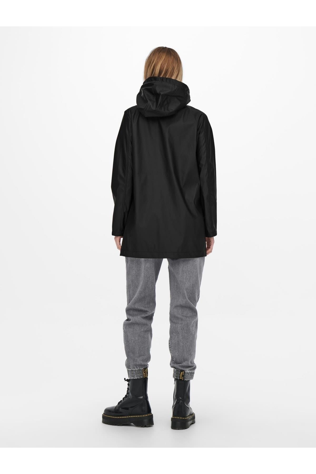 Only Raincoat Kadın Yağmurluk Mont 15261734-02 - Only - 15261734