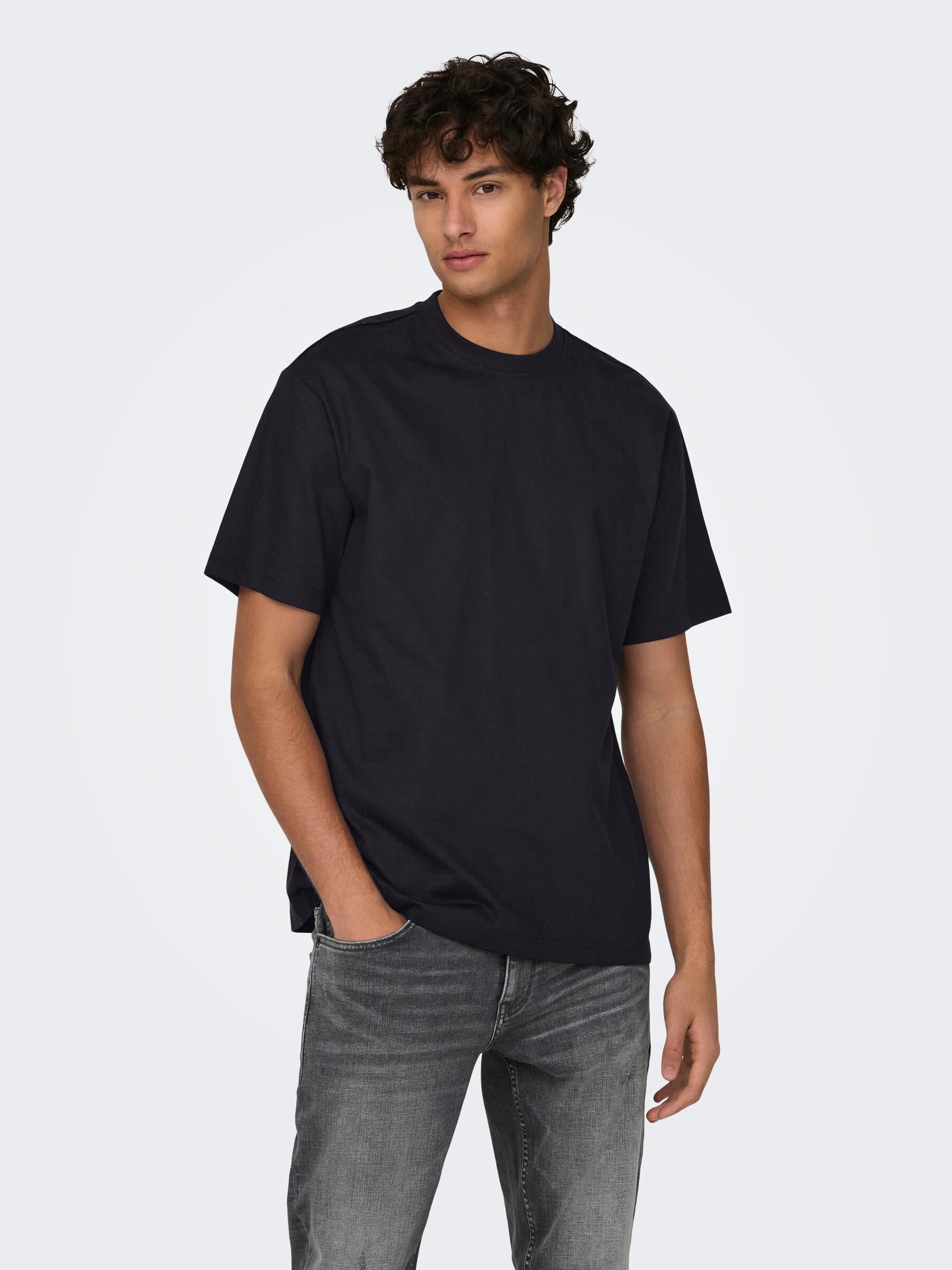 Only & Sons Erkek Yuvarlak Yaka Basic T-shirt - 22022532 - Only & Sons - 22022532