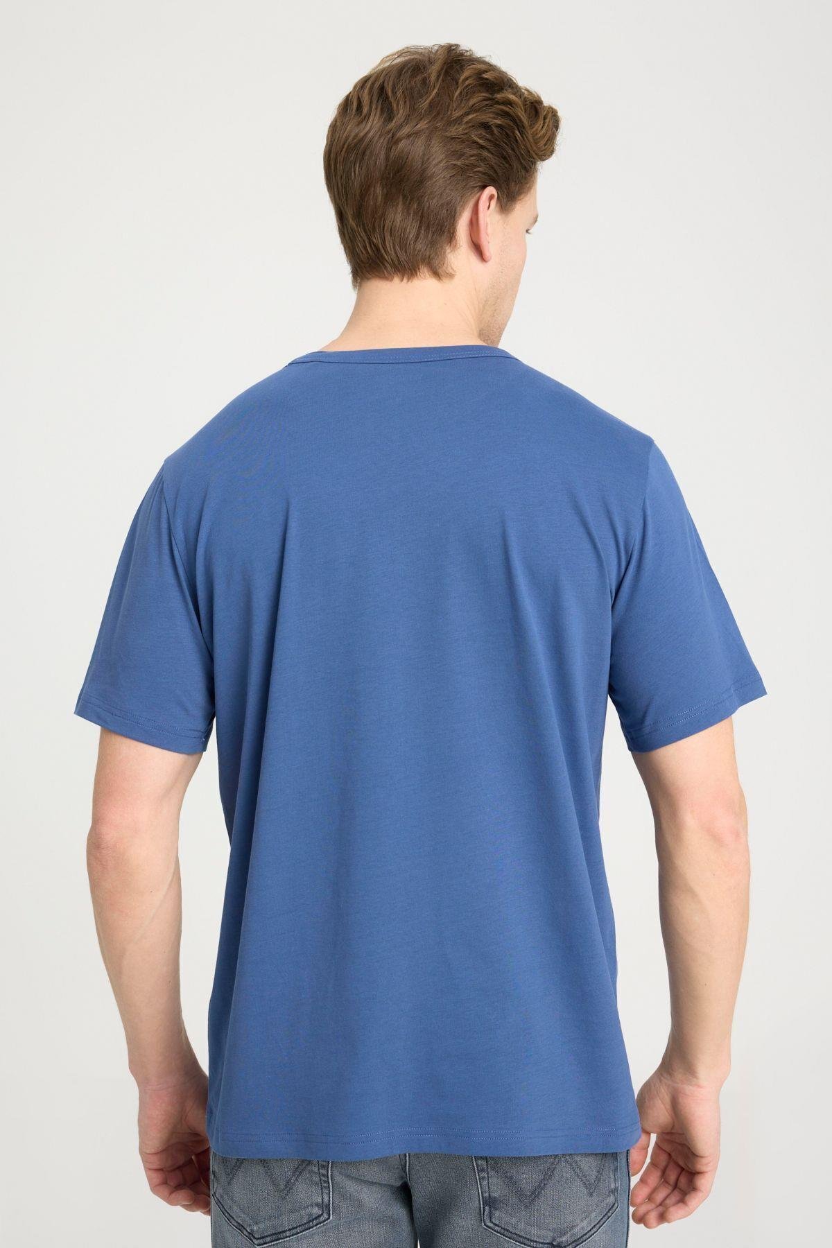 Wrangler Erkek Basic Logo Regular Fit Bisiklet Yaka Pamuklu Tişört - W241575 - Wrangler - W241575
