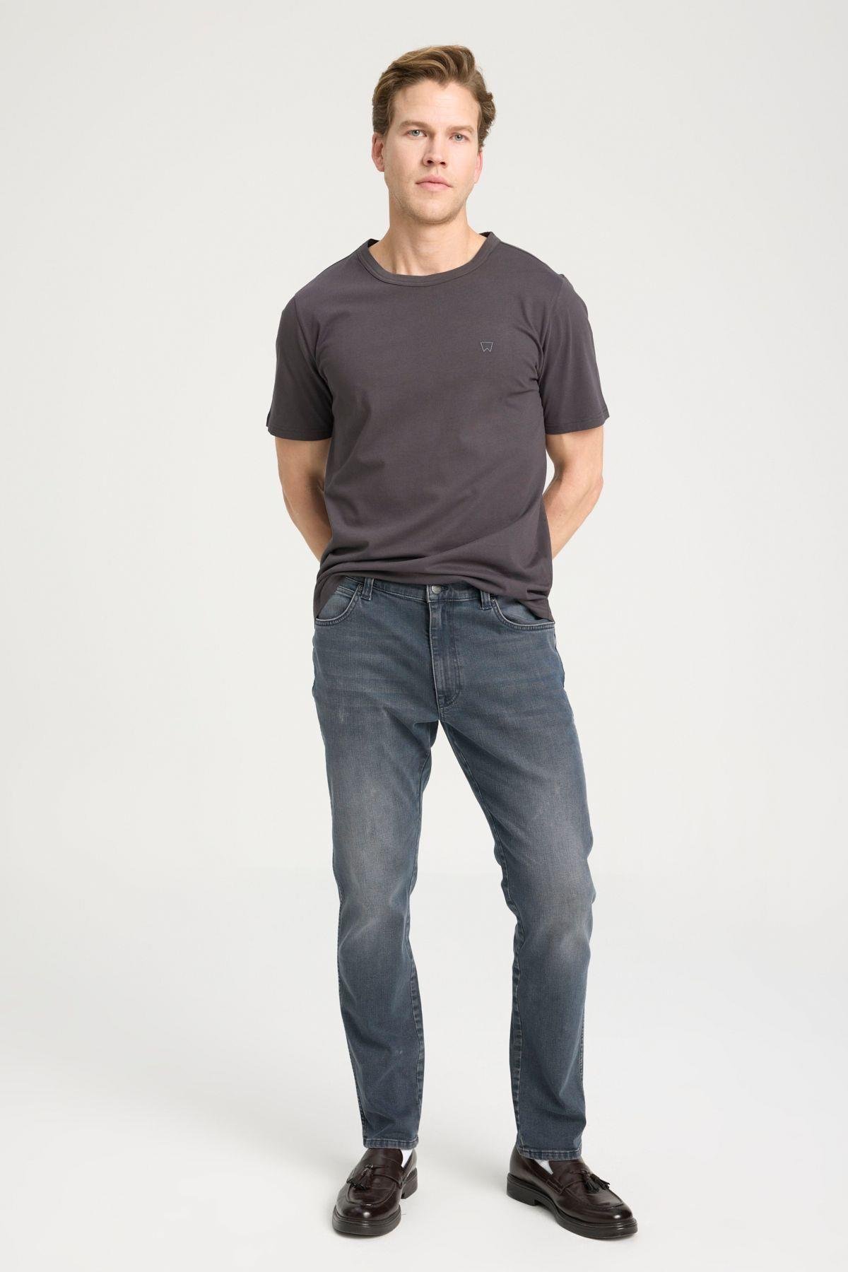 Wrangler Erkek Basic Logo Regular Fit Bisiklet Yaka Pamuklu Tişört - W241575 - Wrangler - W241575