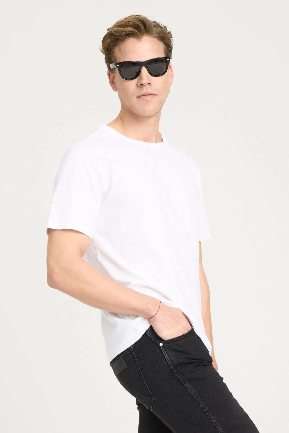 Wrangler Erkek Basic Logo Regular Fit Bisiklet Yaka Pamuklu Tişört - W241575 - Wrangler - W241575