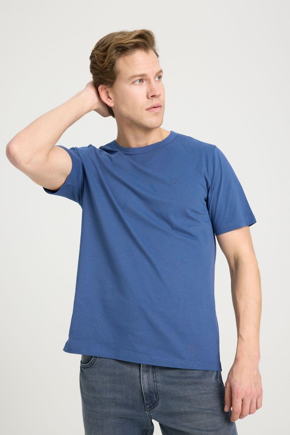 Wrangler Erkek Basic Logo Regular Fit Bisiklet Yaka Pamuklu Tişört - W241575 - Wrangler - W241575