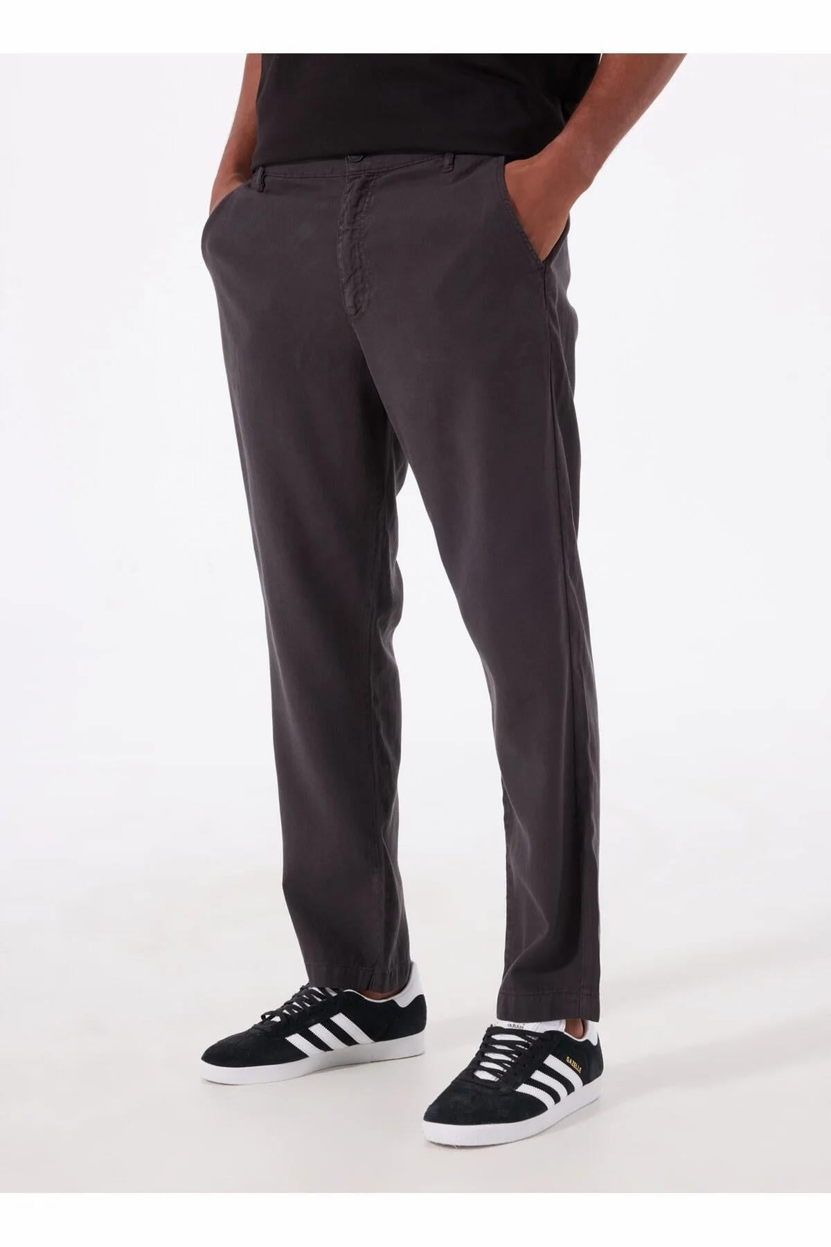 Wrangler Erkek Beli Lastikli Siyah Chino Pantolon - W2510347001 - Wrangler - 5003258725