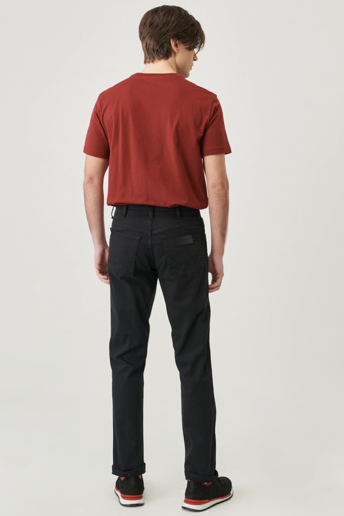 Wrangler Erkek Slim Fit Dar Kesim Denim Esnek Jean Kot Pantolon - W212331 - Wrangler - W212331