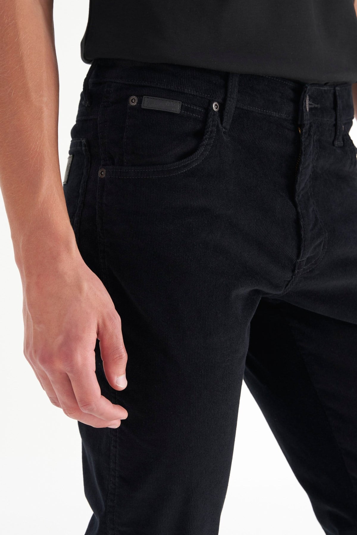WRANGLER ERKEK Texas Pamuklu Slim Fit Dar Kesim Cepli Esnek Kadife Pantolon - TYC7D29BDD915A0134DB88C00  - Wrangler - TYC7D29BDD915A0134DB88C00