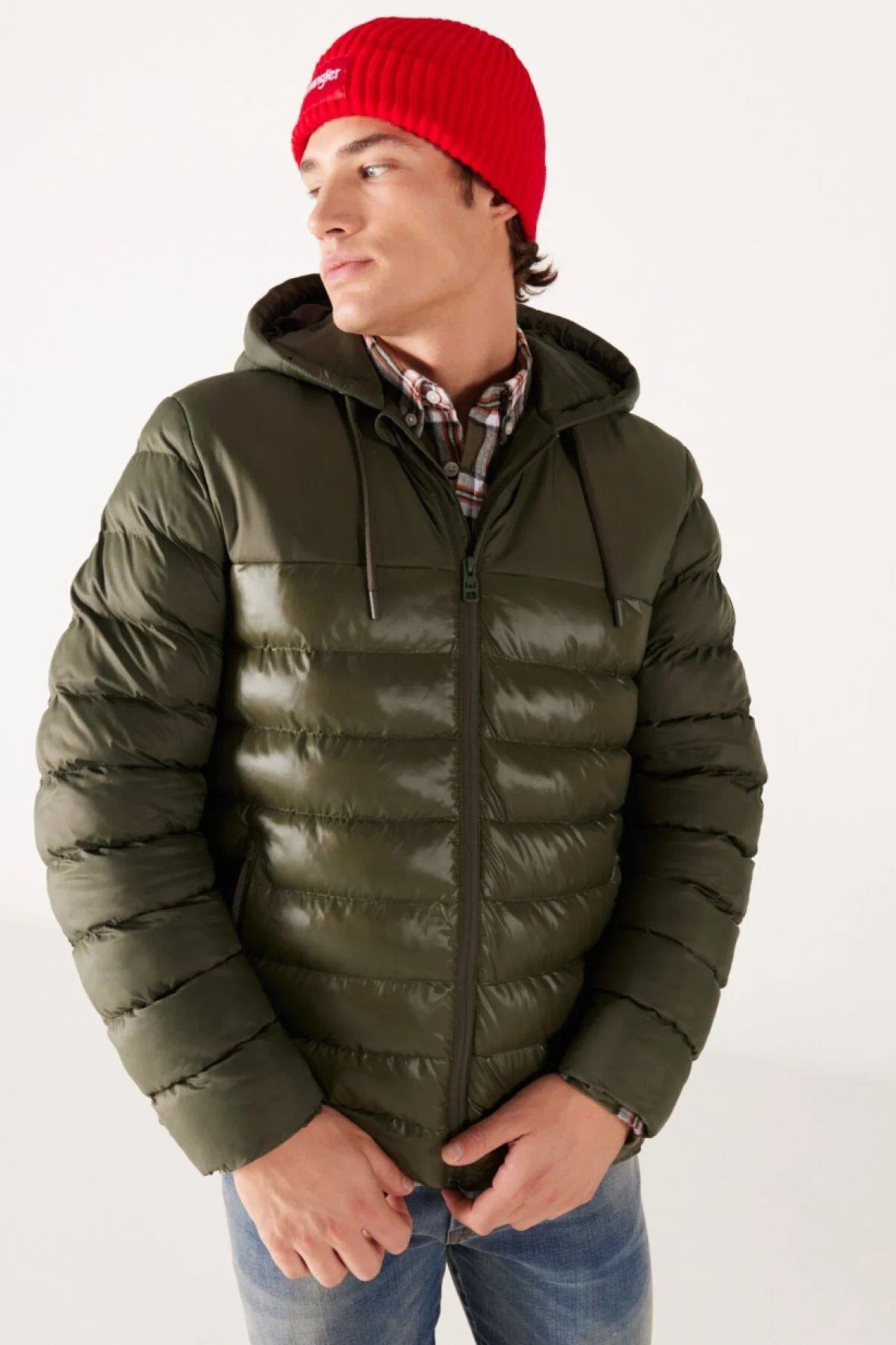 Wrangler Kapüşonlu Regular Fit Haki Erkek Şişme Mont - W232008801 - Wrangler - W232008801