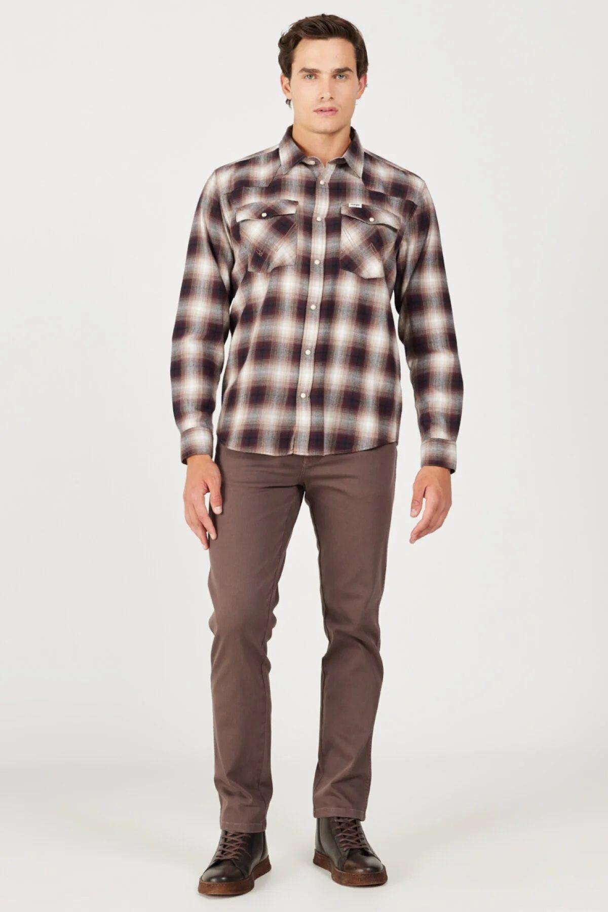 Wrangler Loose Fit Rahat Kesim Pamuklu Bej Bordo Ekoseli Erkek Gömlek - W556B3 - Wrangler - W556B3
