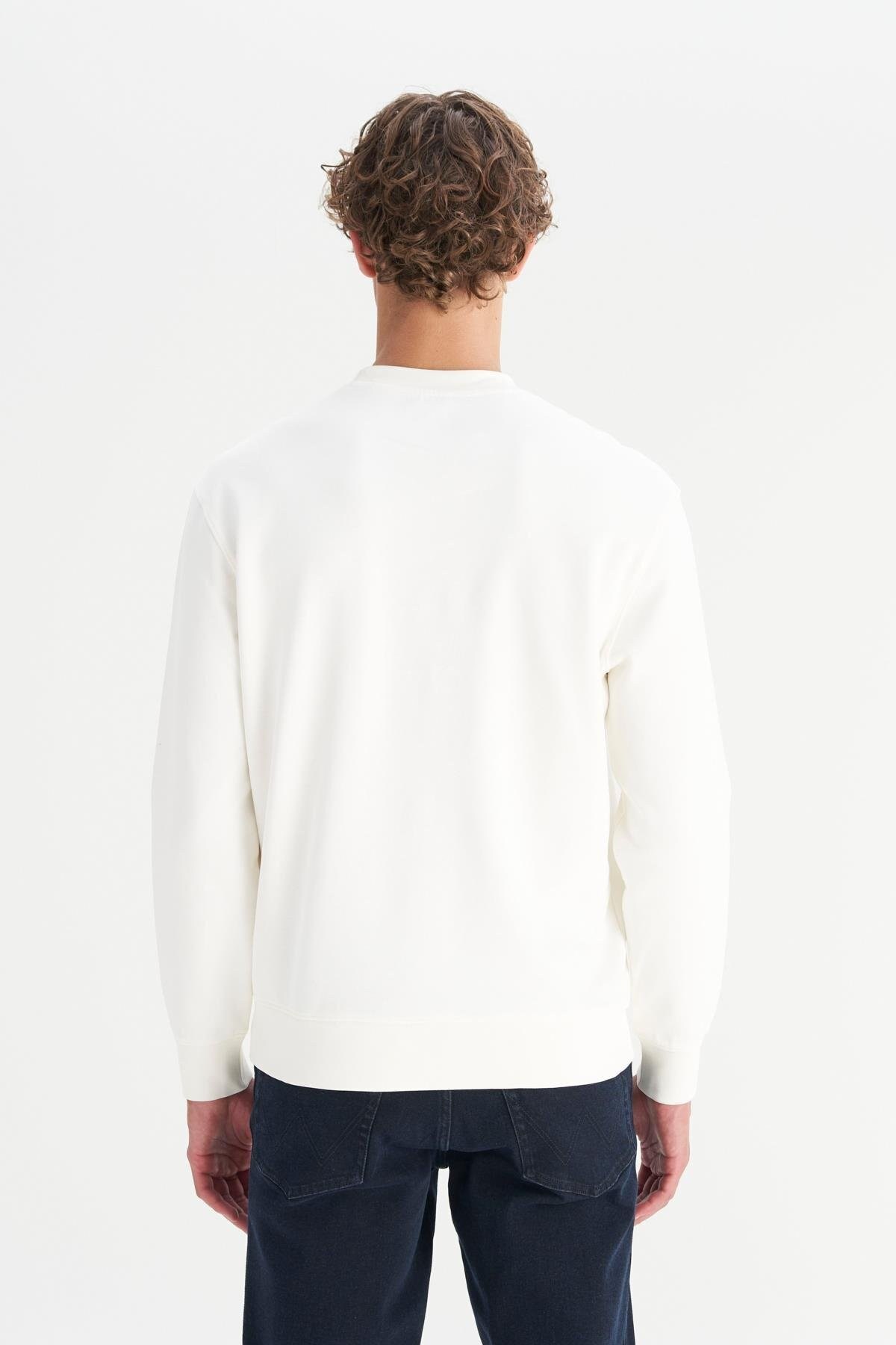 Wrangler Regular Fit Beyaz Erkek Sweatshirt-W2520255W02 - Wrangler - W2520255W02