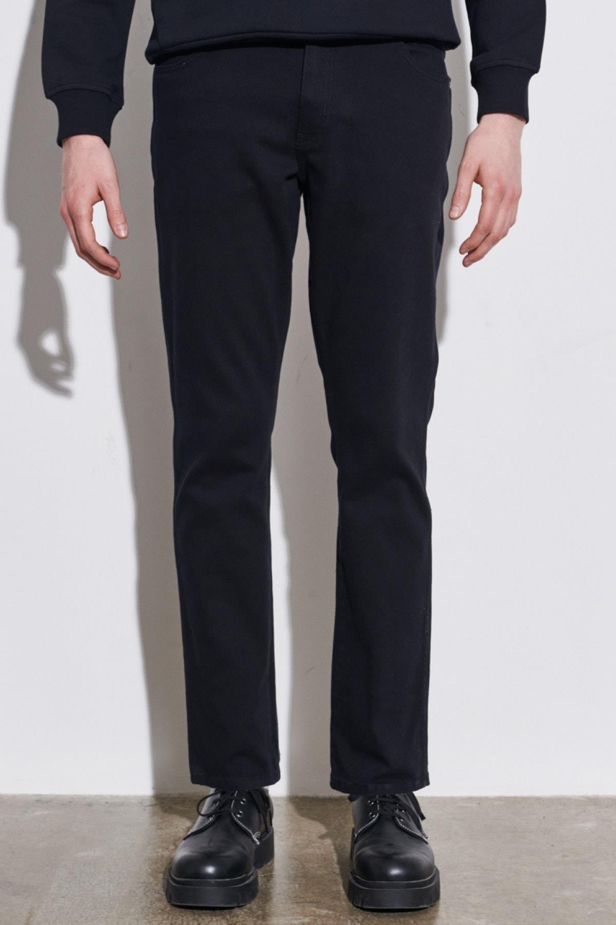 Wrangler Texas Slim Fit Dar Kesim Normal Bel Esnek Jean Kot Pantolon - W12S032001 - Wrangler - W12S032001