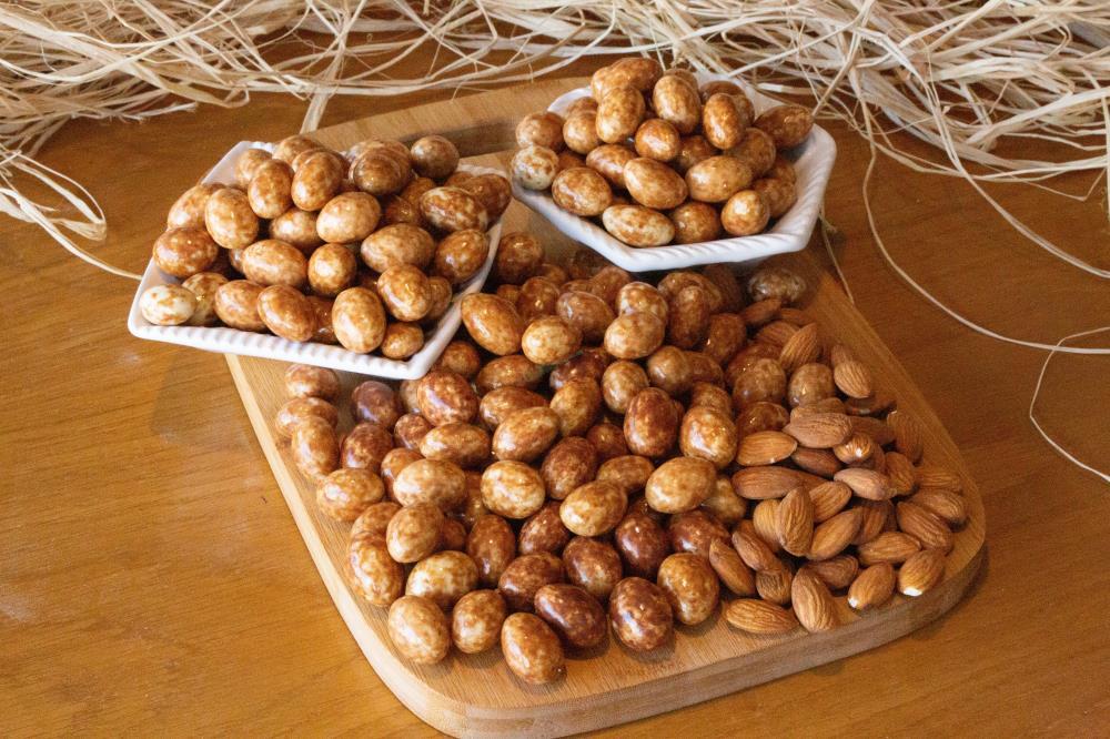 SÜTLÜ ÇİKOLATA KAPLI BADEM DRAJE (1 KG)
