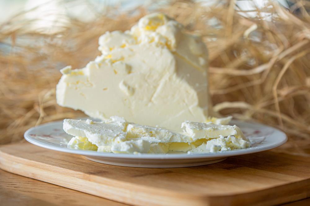 TUZSUZ TEREYAĞI (İNEK)  (1 KG )