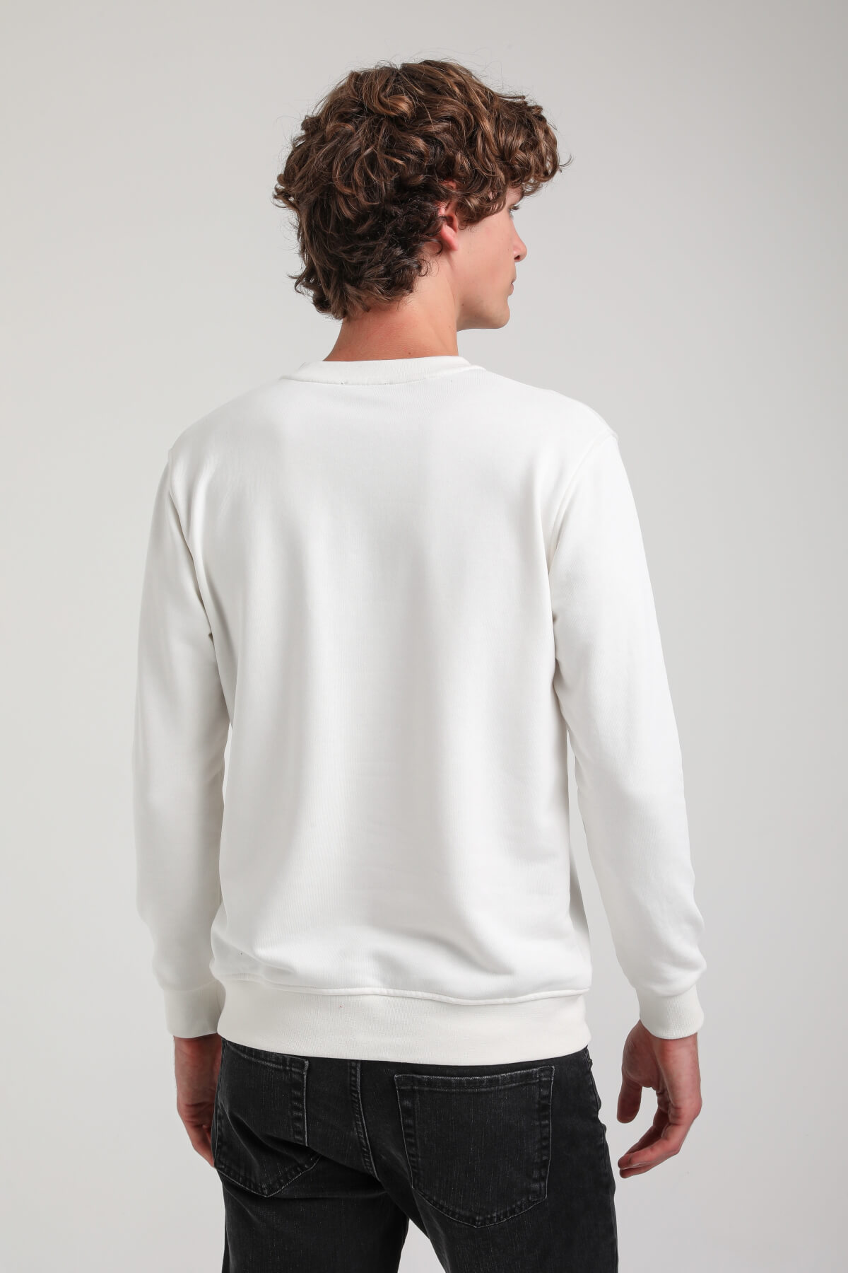 Bisiklet Yaka Ekru Regular Custom Sweatshirt 23FWM60141