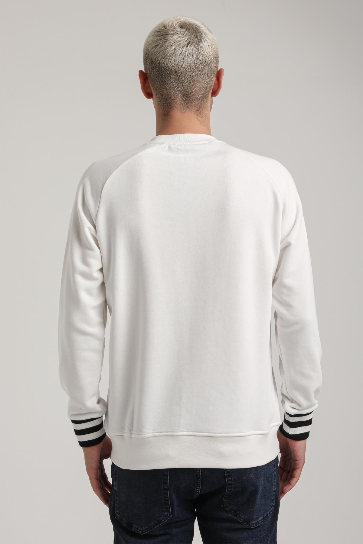 Bisiklet Yaka Ekru Slim Fit Sweatshirt 24FWM60187