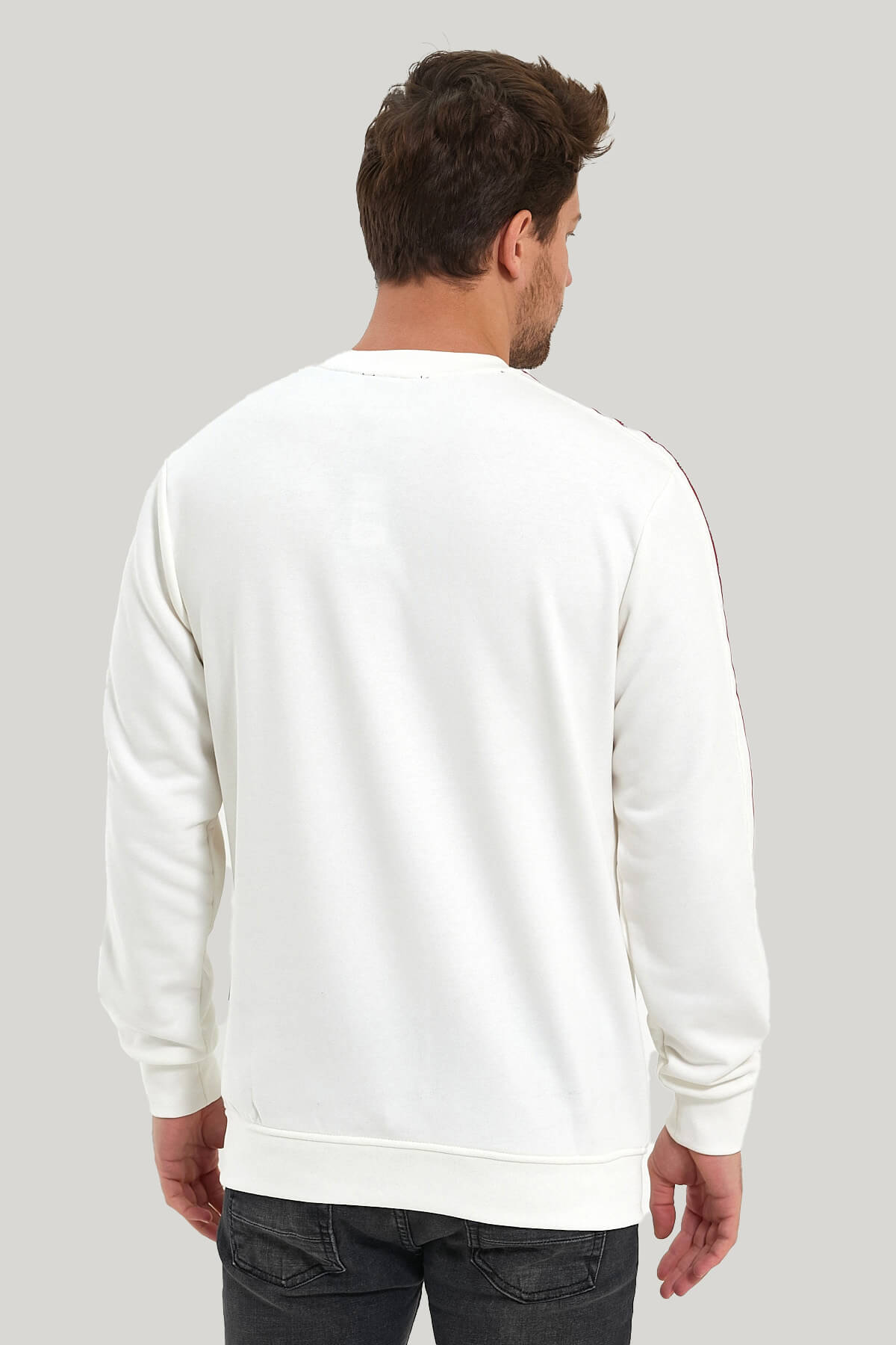 Bisiklet Yaka Ekru Slim Fit Sweatshirt 23FWM60145