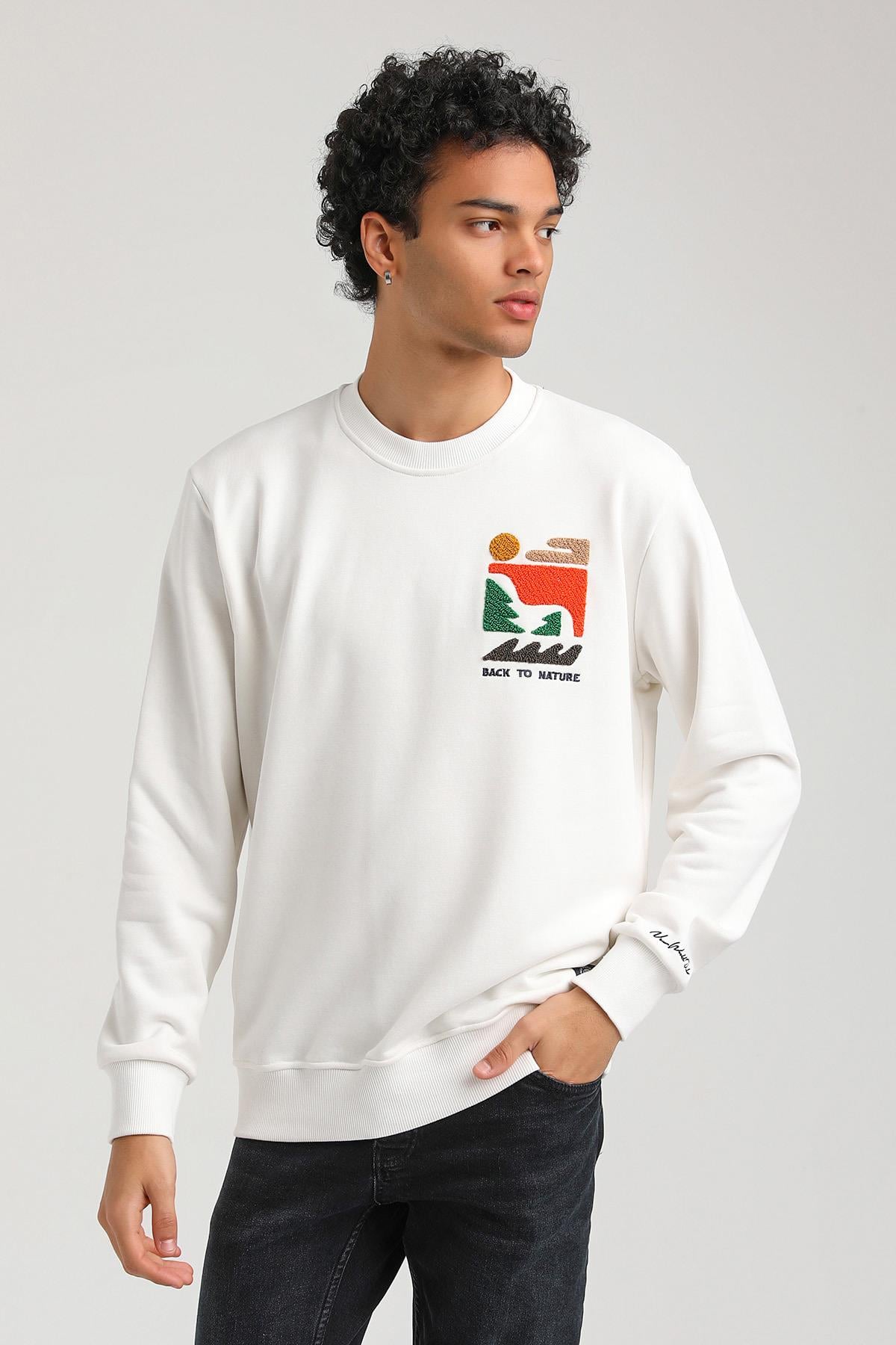 Bisiklet Yaka Ekru Slim Fit Sweatshirt 23FWM60151