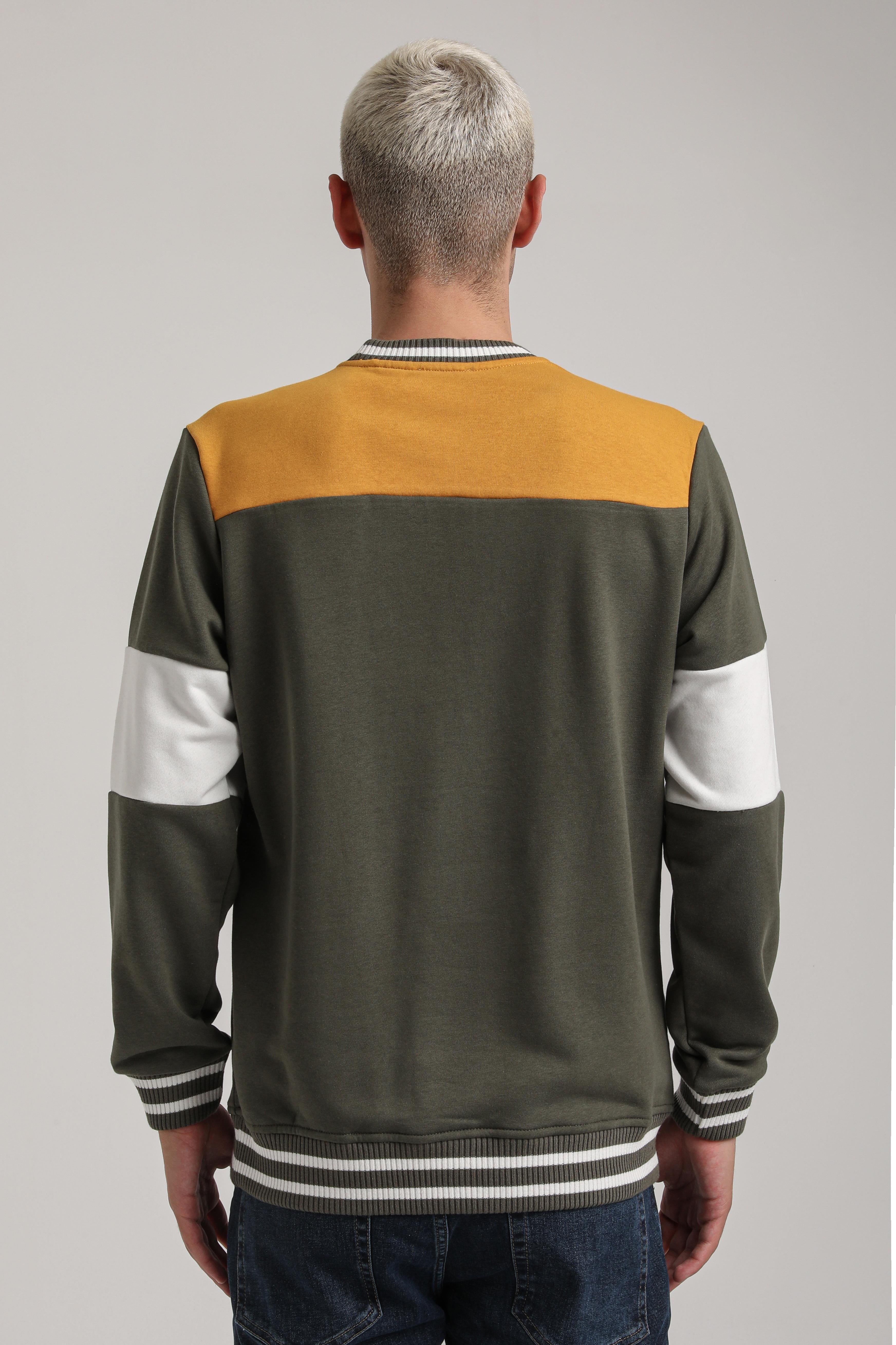 Bisiklet Yaka Haki Slim Fit Sweatshirt 24FWM60192