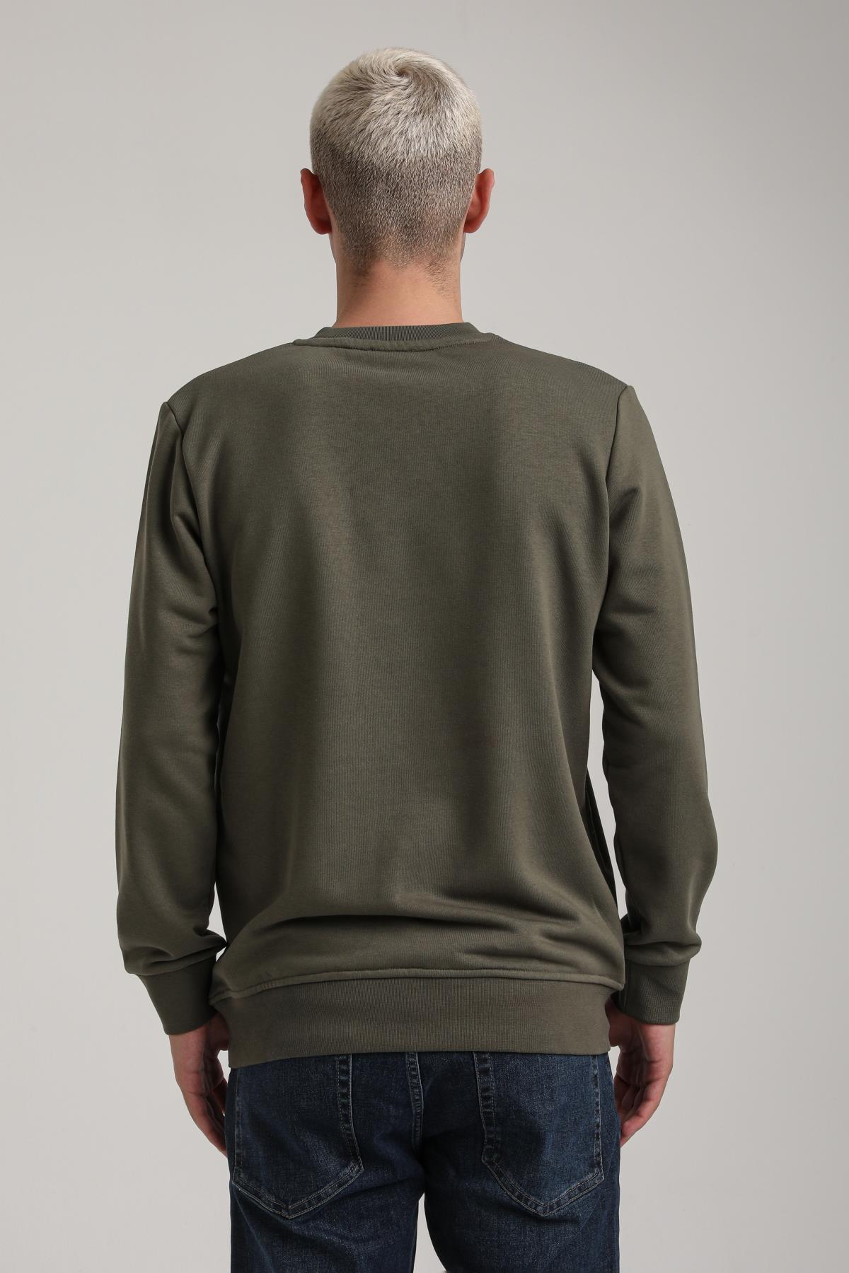 Bisiklet Yaka Haki Slim Fit Sweatshirt 24FWM60182