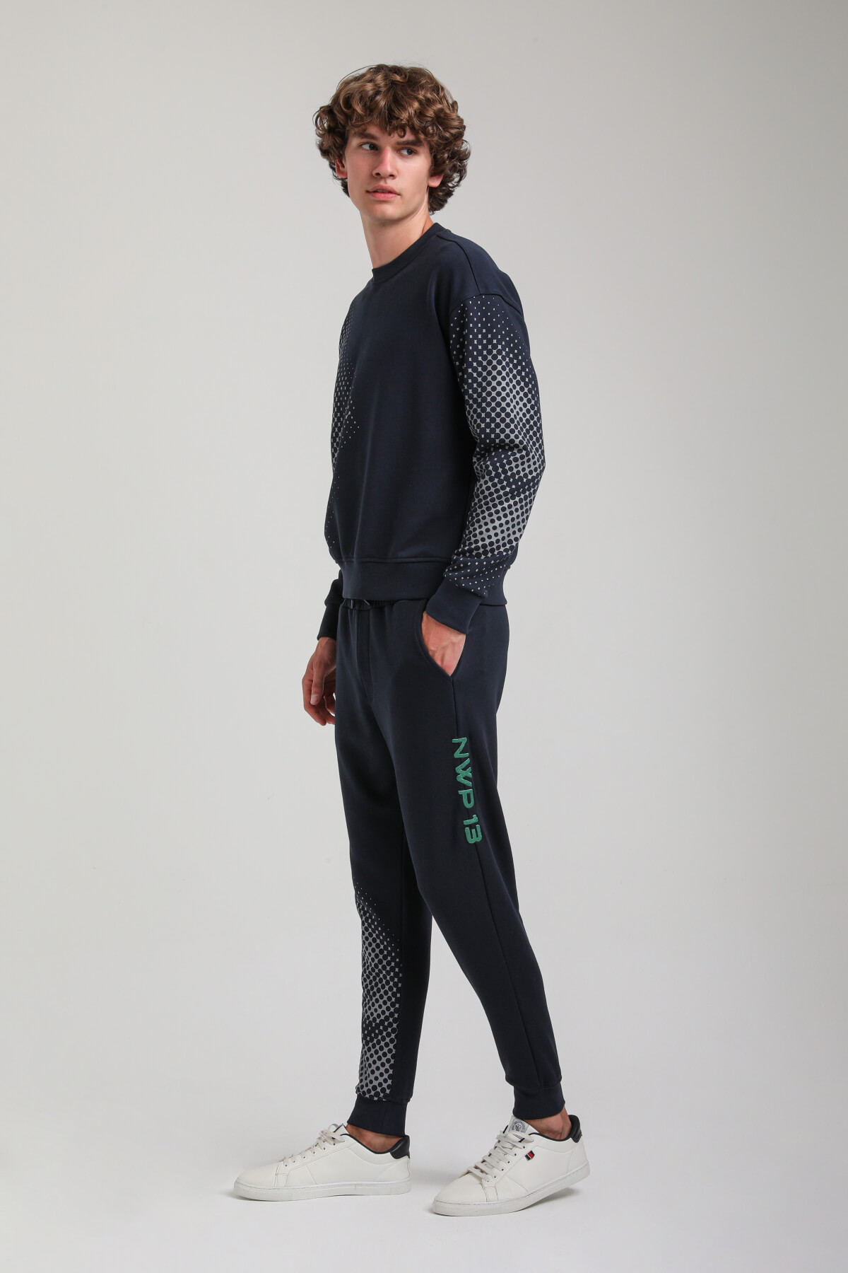 Bisiklet Yaka Lacivert Slim Fit Eşofman 23FWM60157