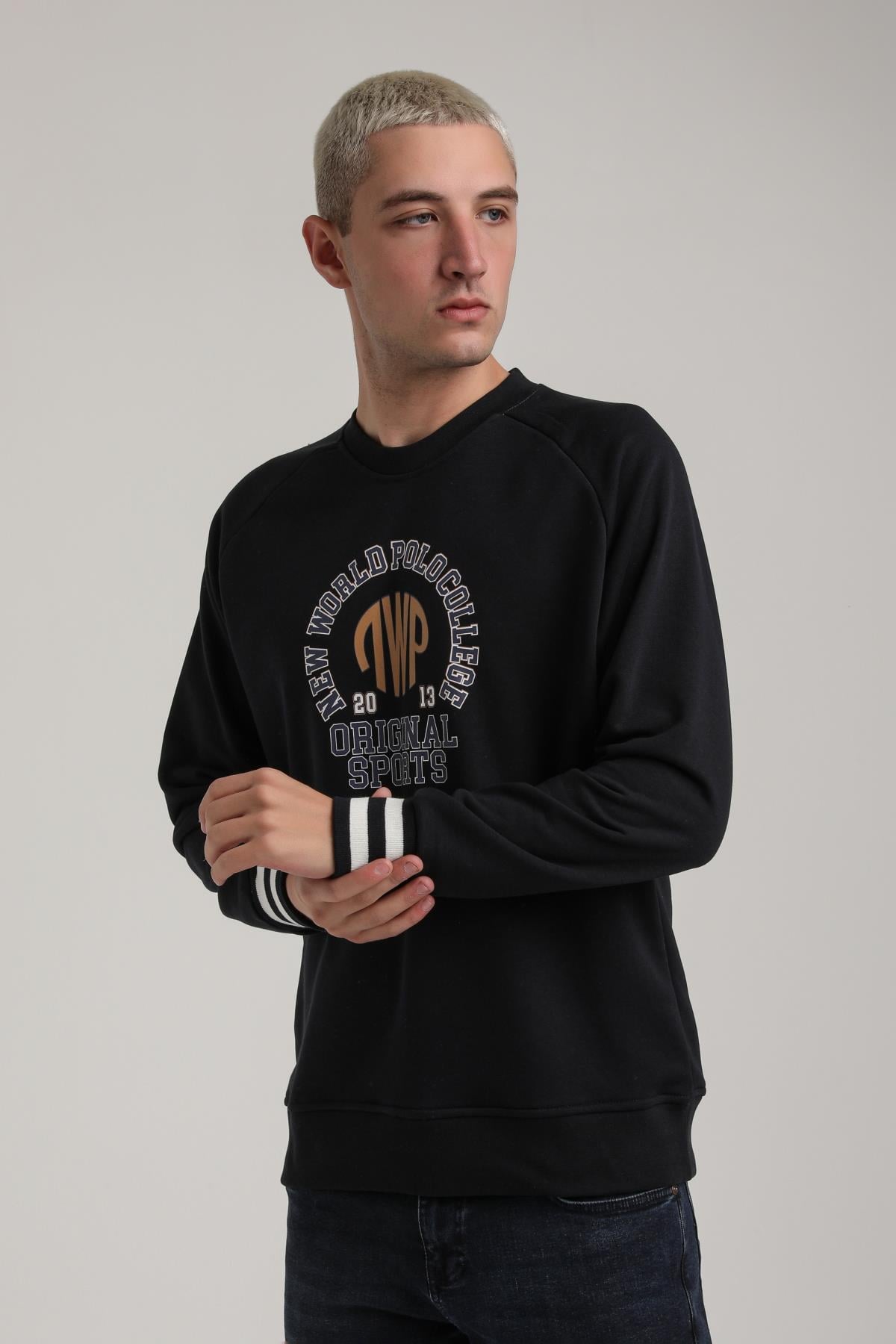 Bisiklet Yaka Lacivert Slim Fit Sweatshirt 24FWM60187