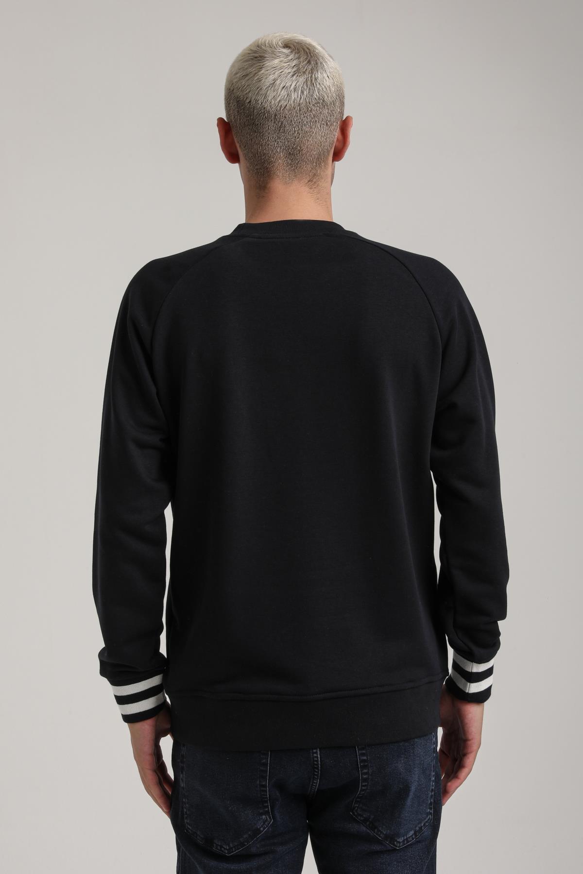 Bisiklet Yaka Lacivert Slim Fit Sweatshirt 24FWM60187