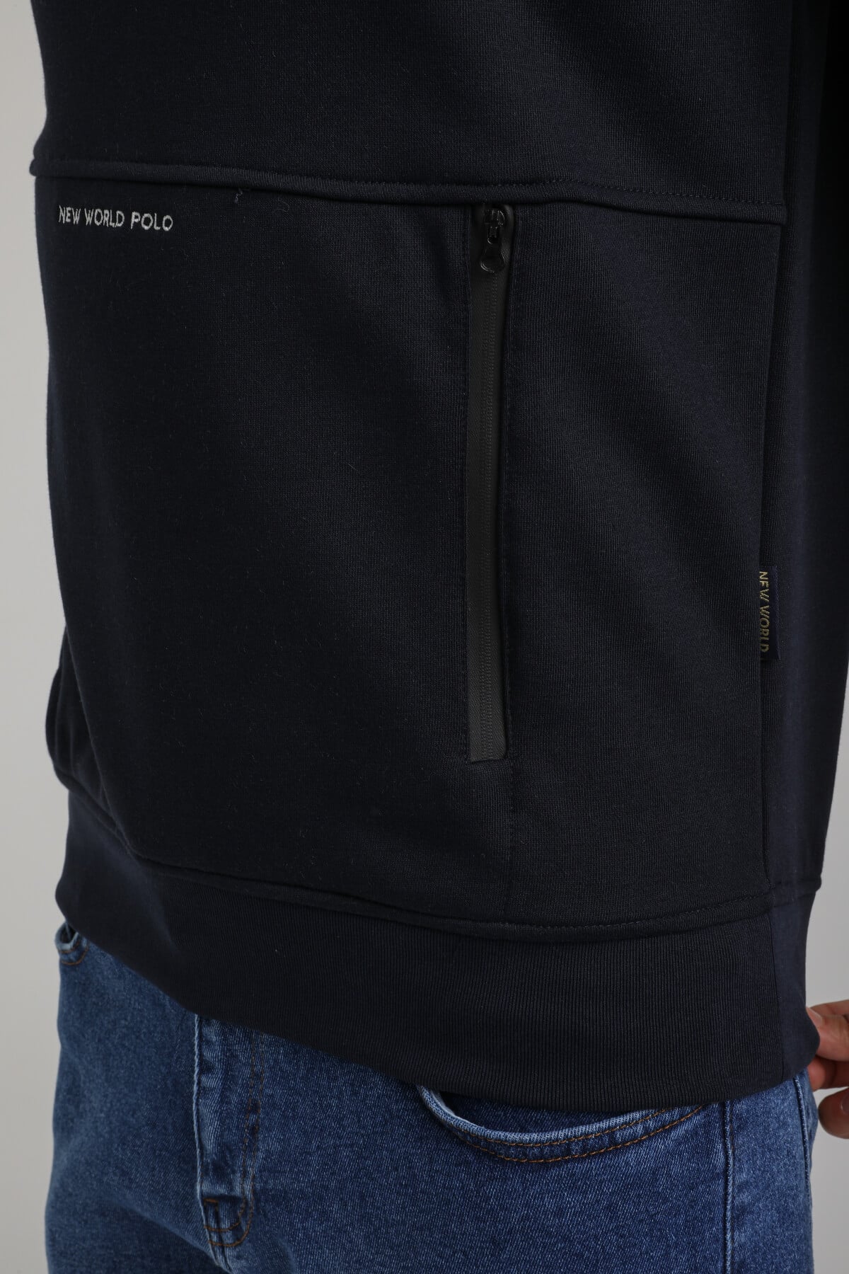 Bisiklet Yaka Lacivert Slim Fit Sweatshirt 23FWM60165
