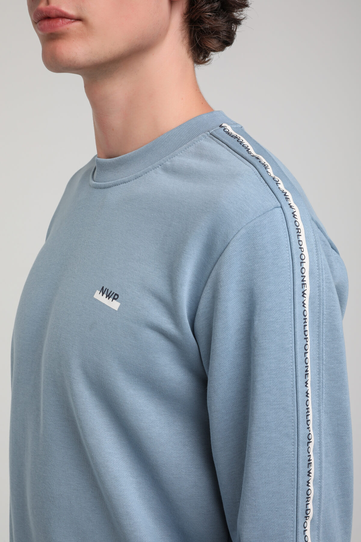 Bisiklet Yaka Mavi Slim Fit Sweatshirt 23FWM60145