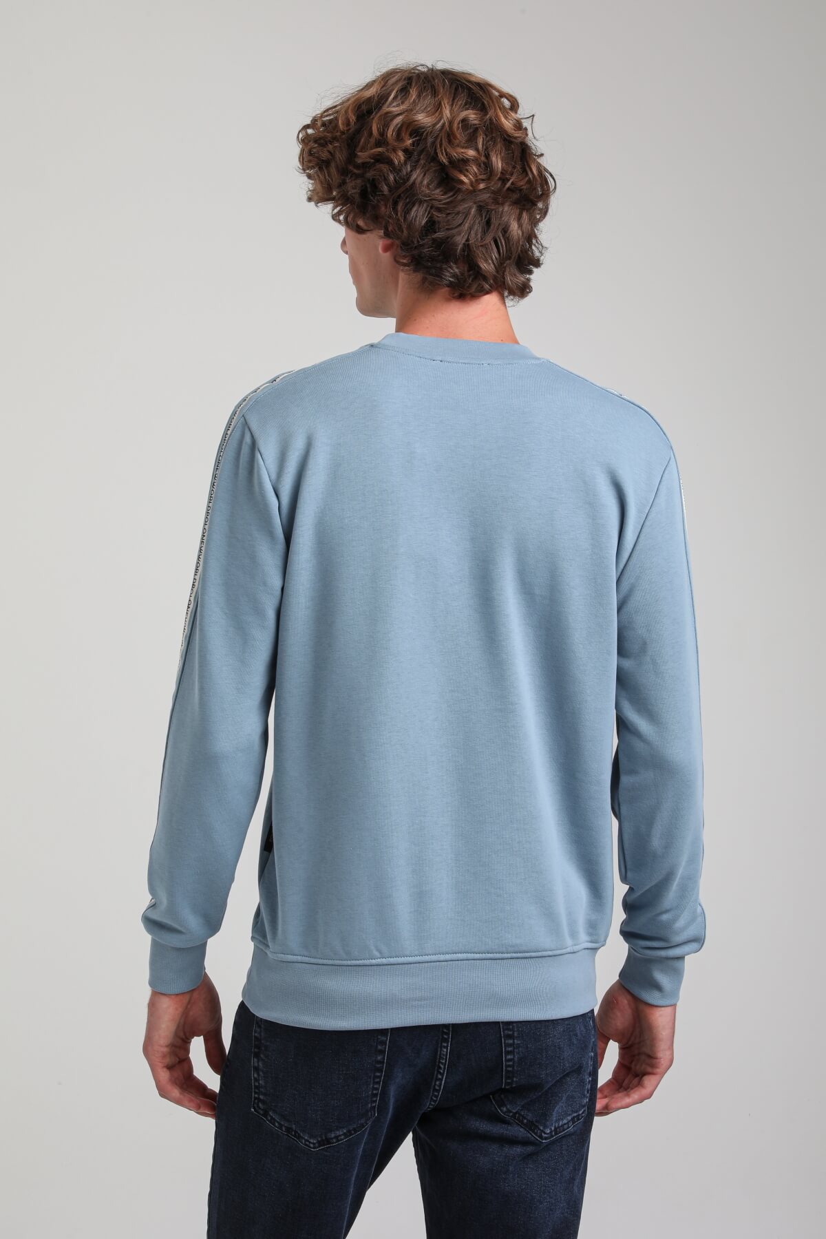 Bisiklet Yaka Mavi Slim Fit Sweatshirt 23FWM60145