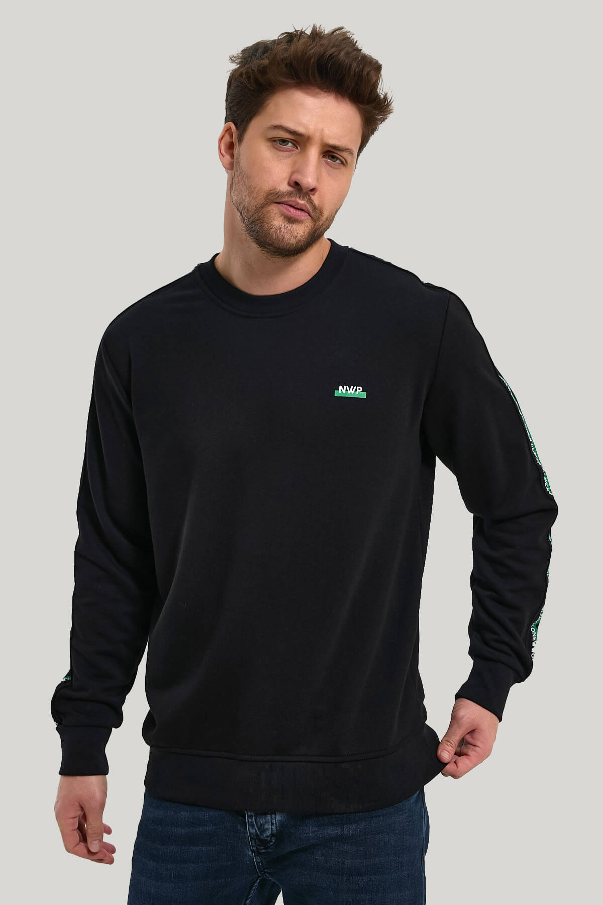 Bisiklet Yaka Siyah Slim Fit Sweatshirt 23FWM60145