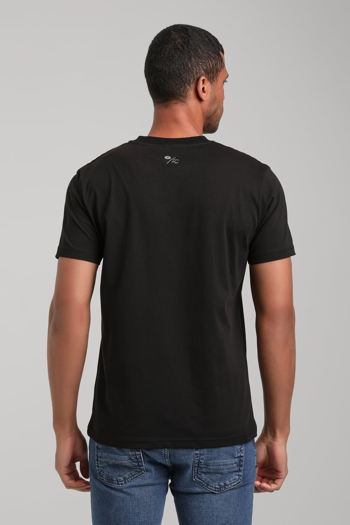 Bisiklet Yaka Siyah Slim Fit Tişört 24SSM20295