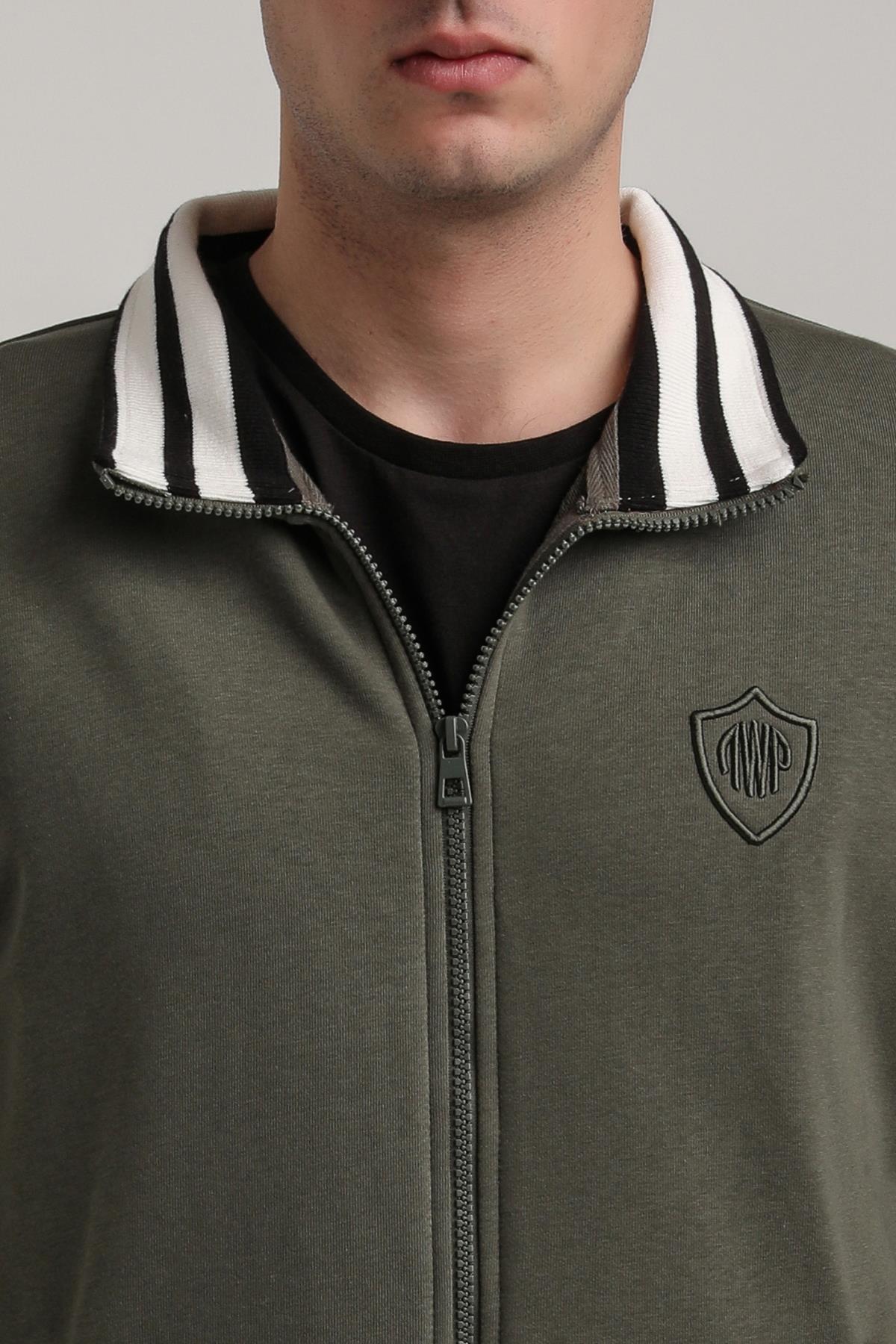 Dik Yaka Haki Slim Fit Sweatshirt 24FWM60196