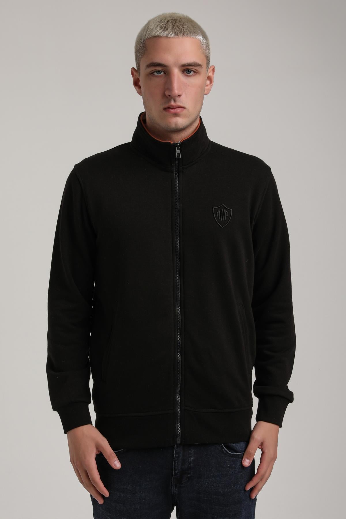 Dik Yaka Siyah Slim Fit Sweatshirt 24FWM60196