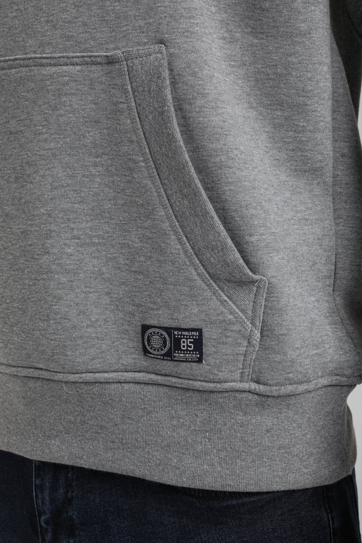Gri Slim Fit Half-Zip Sweatshirt 23FWM64064