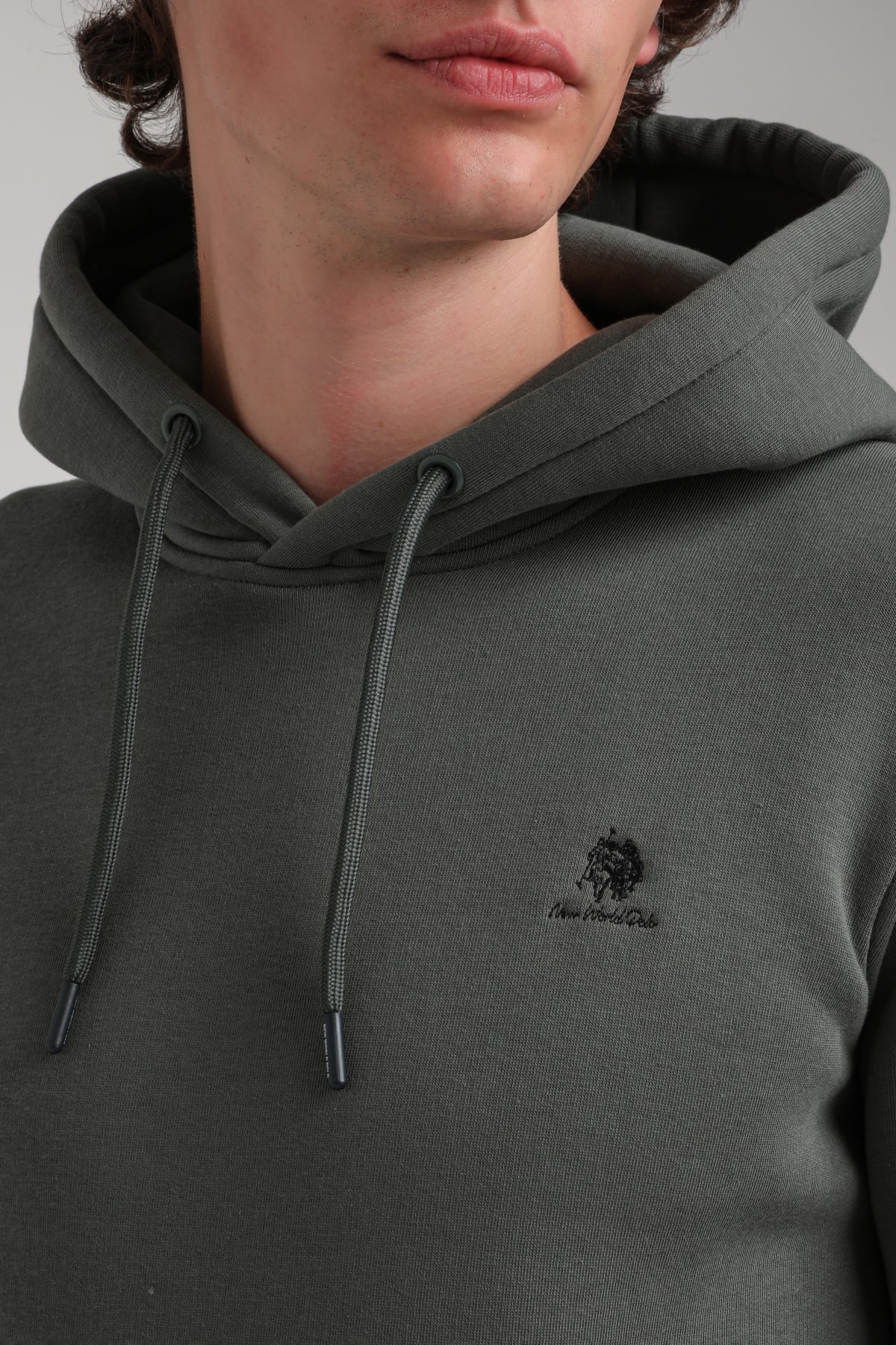 Kapüşonlu Haki Slim Fit Hoodie 23FWM64069