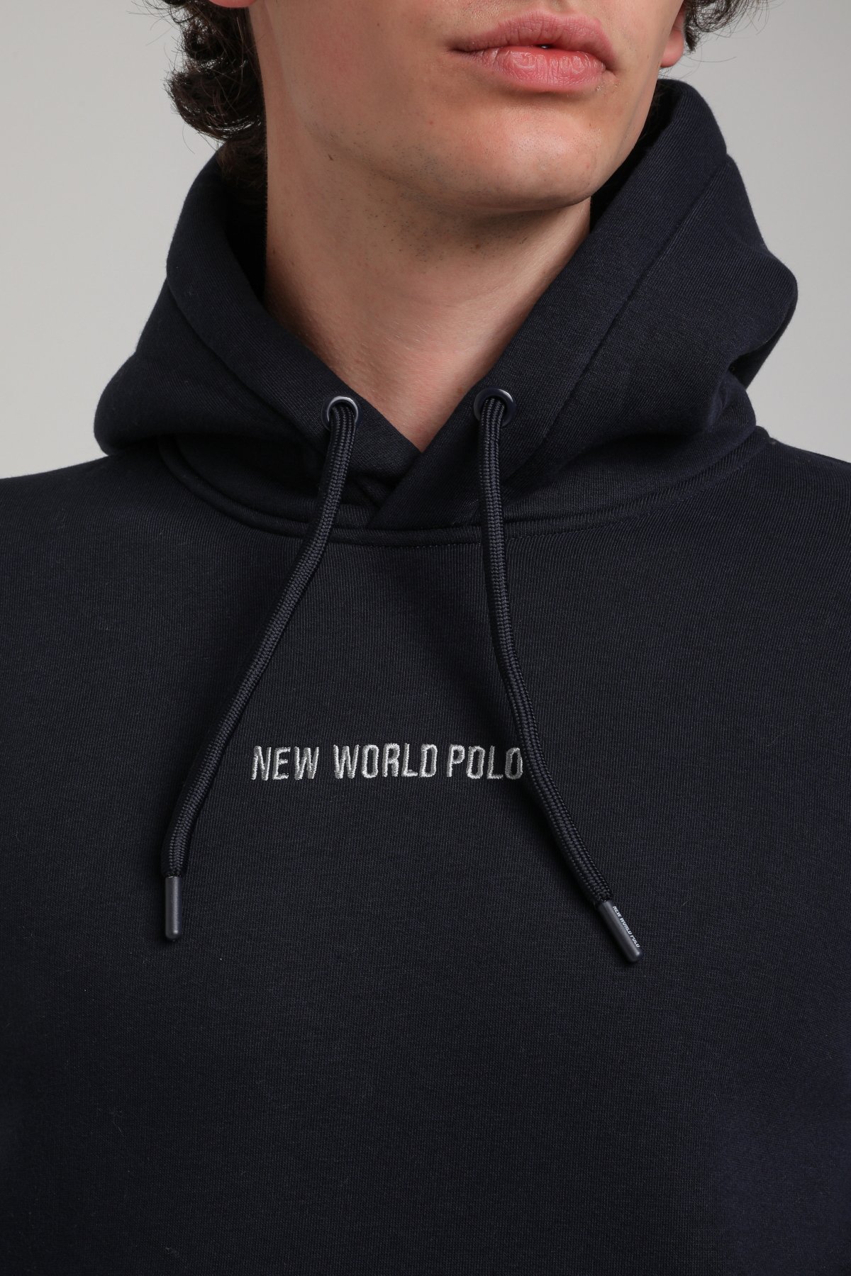 Kapüşonlu Lacivert Slim Fit Hoodie 23FWM64044