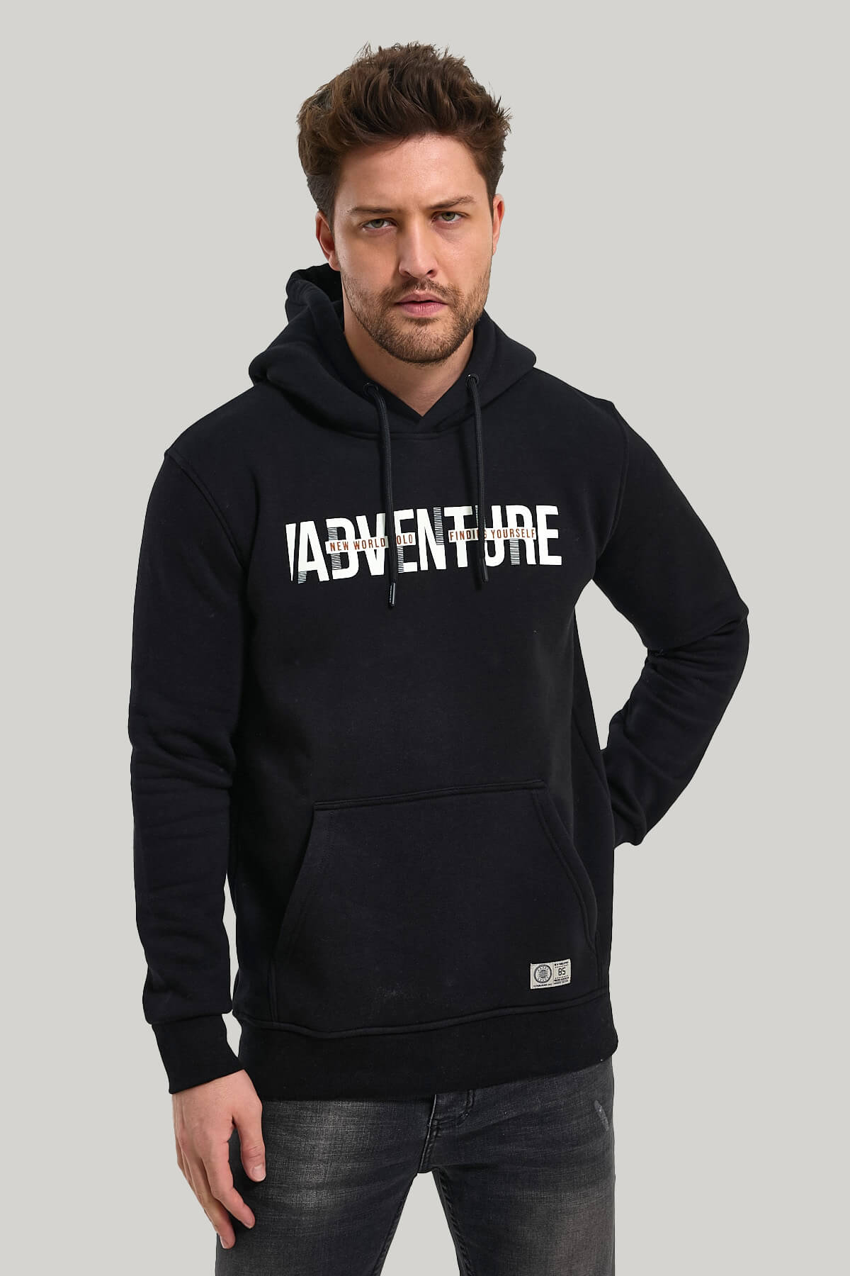 Kapüşonlu Siyah Slim Fit Hoodie 23FWM64047