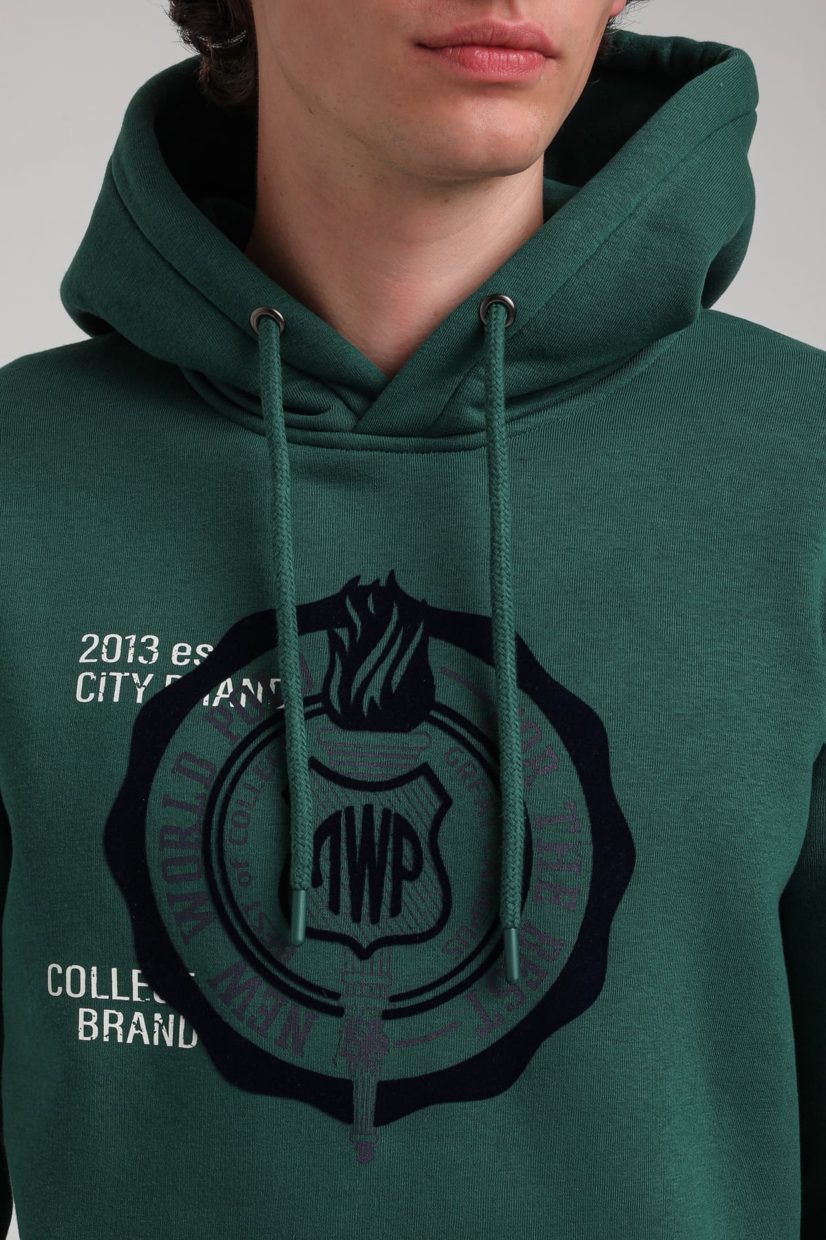 Kapüşonlu Yeşil Slim Fit Hoodie 23FWM64054