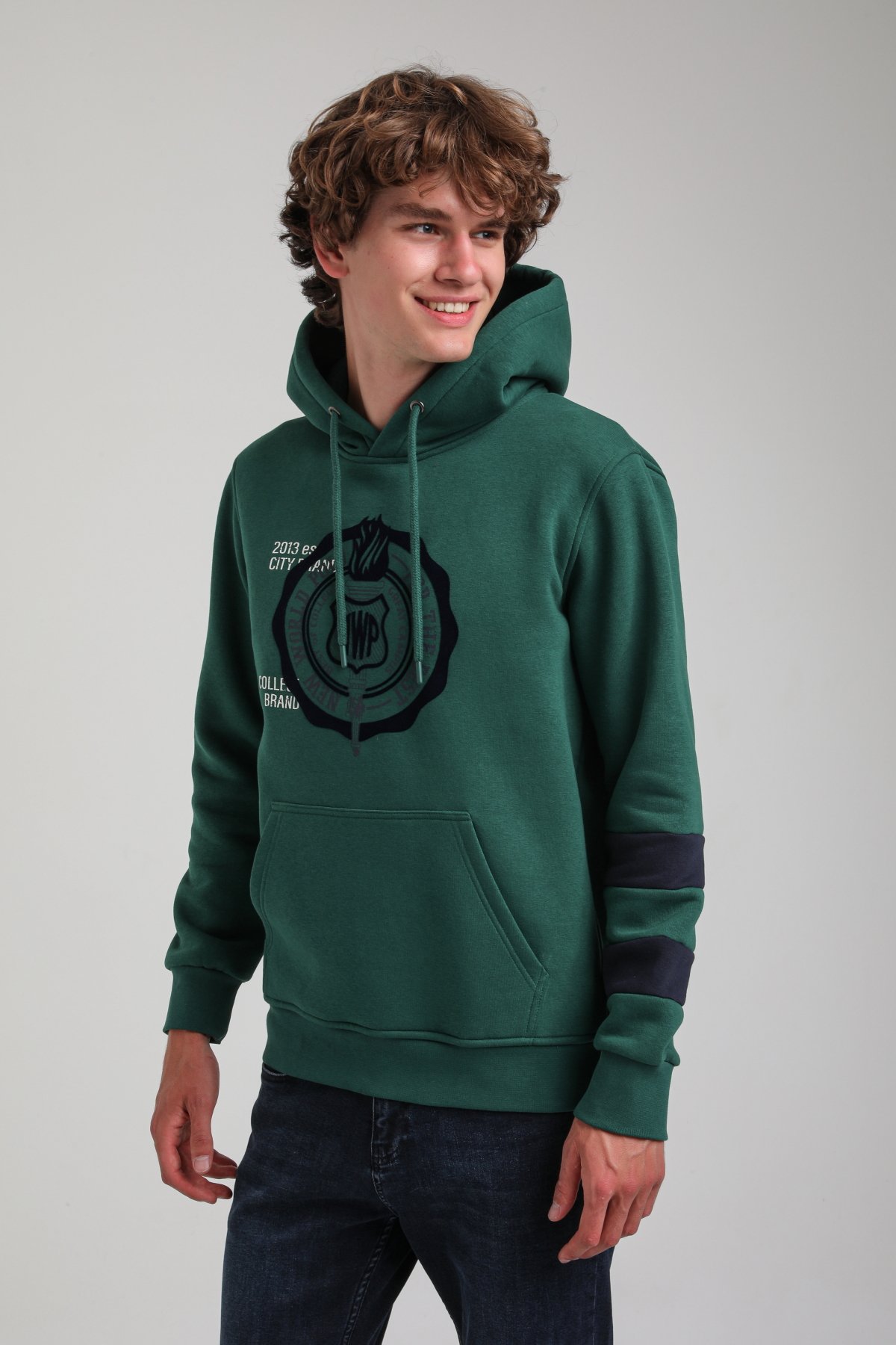 Kapüşonlu Yeşil Slim Fit Hoodie 23FWM64054