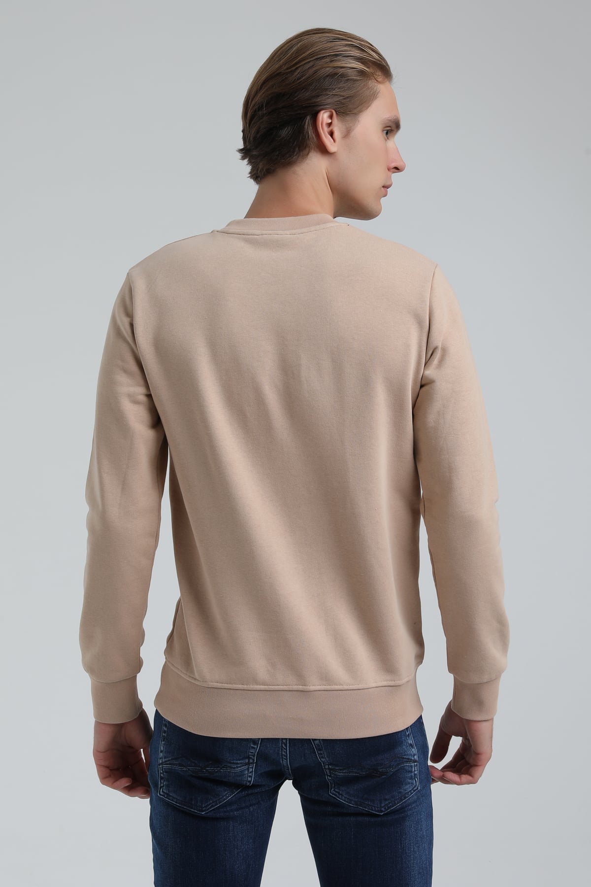 New World Polo Bisiklet Yaka Bej Regular Sweatshirt 22FWM60137