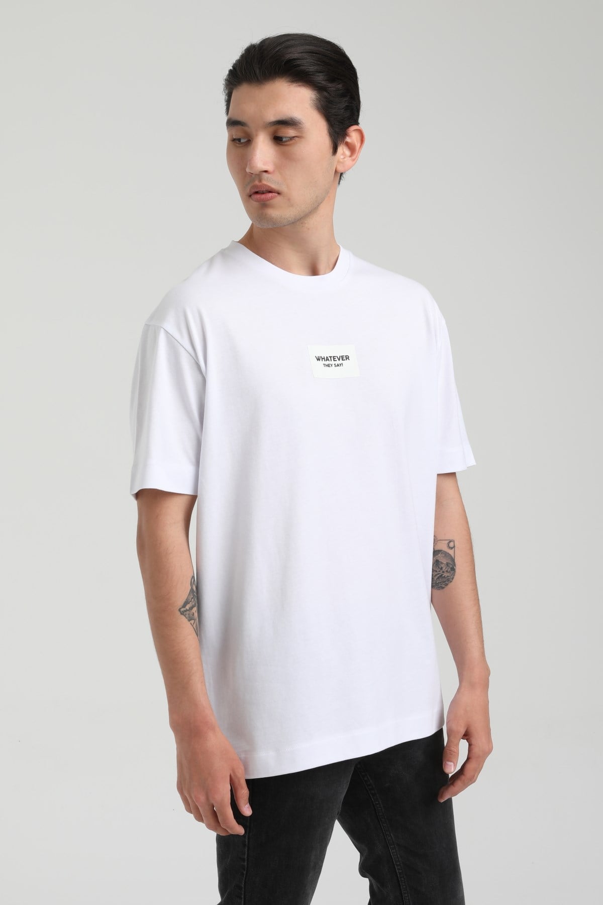 New World Polo Bisiklet Yaka Beyaz Oversize Baskılı T-Shirt 21SSM20231